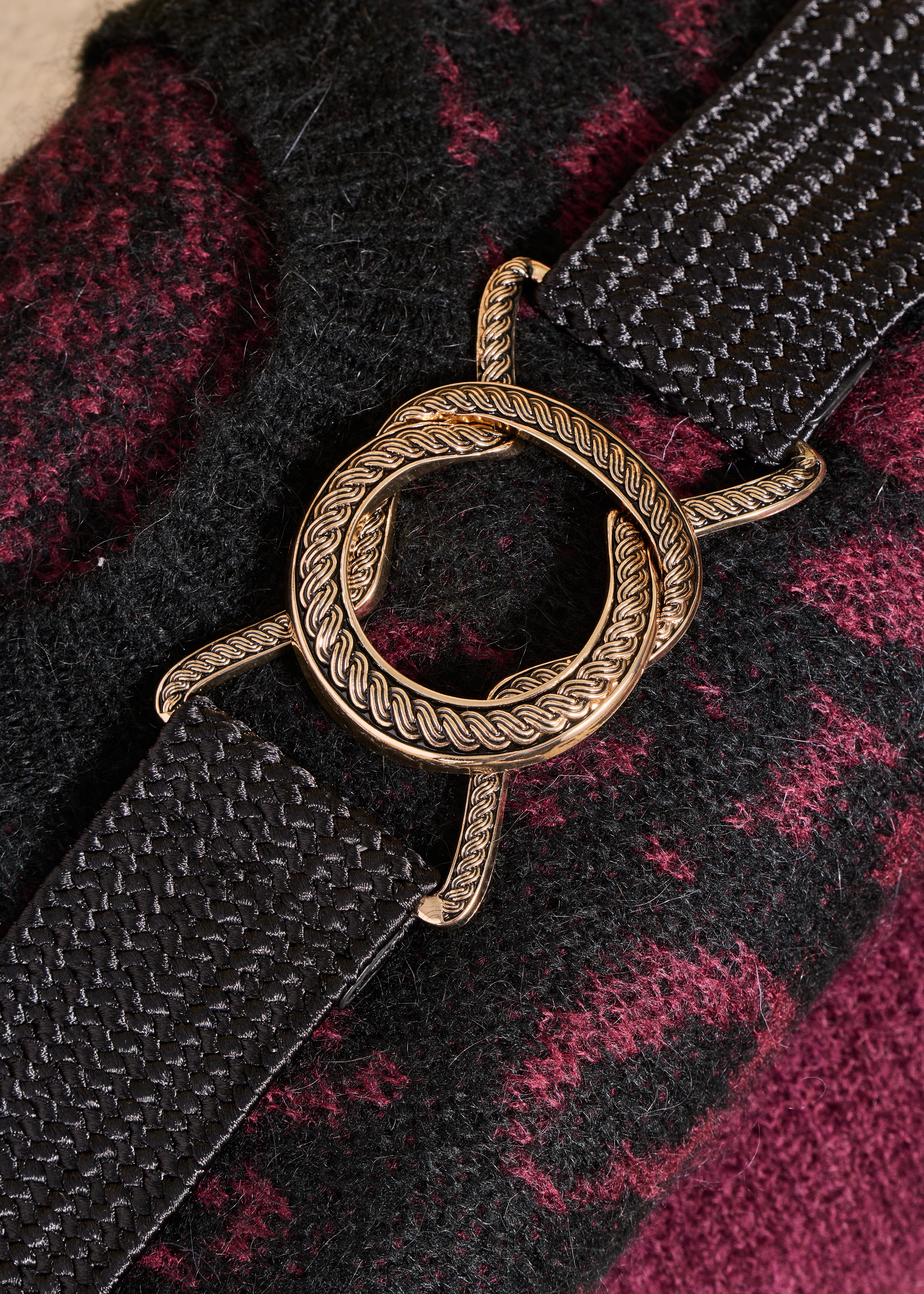 Ceinture noire élastiquée boucle fantaisie