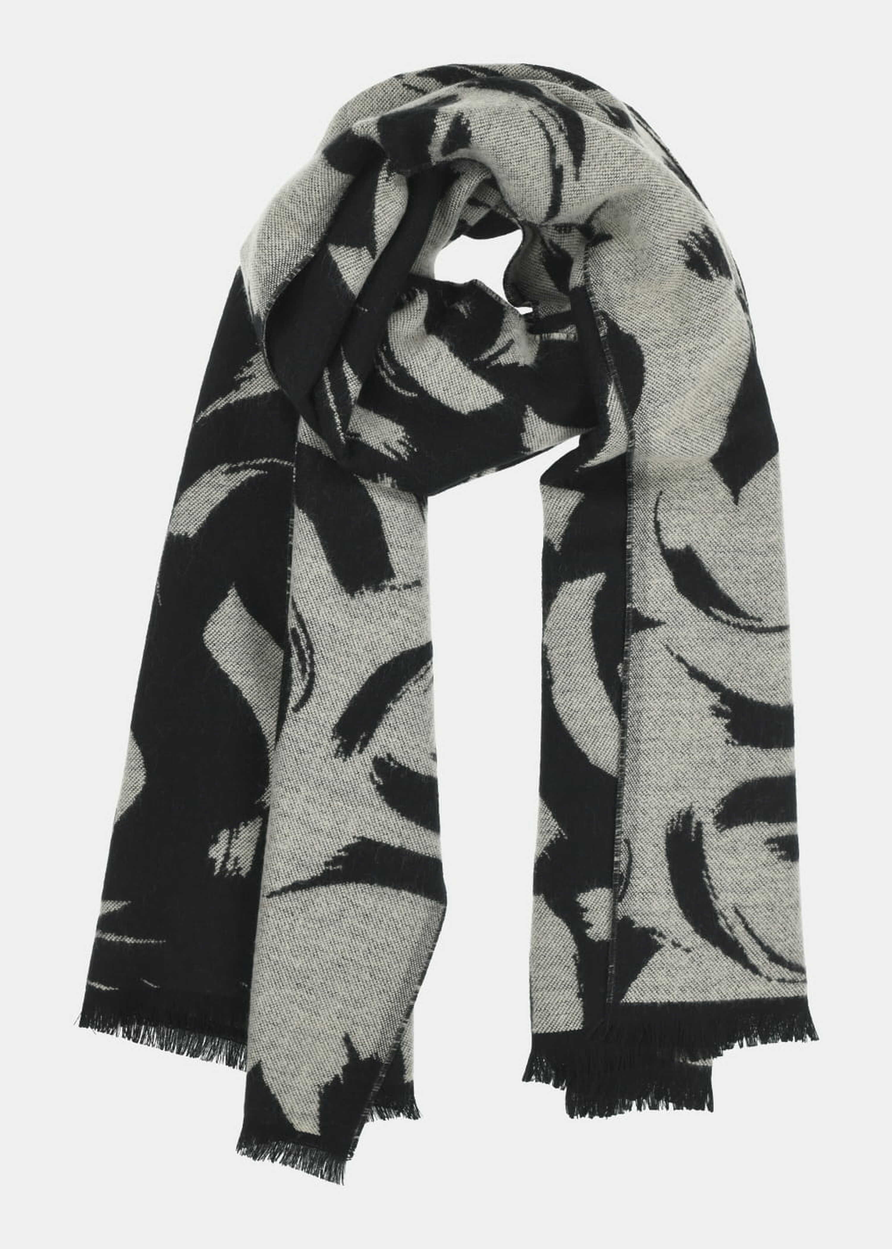 black and white wool scarf