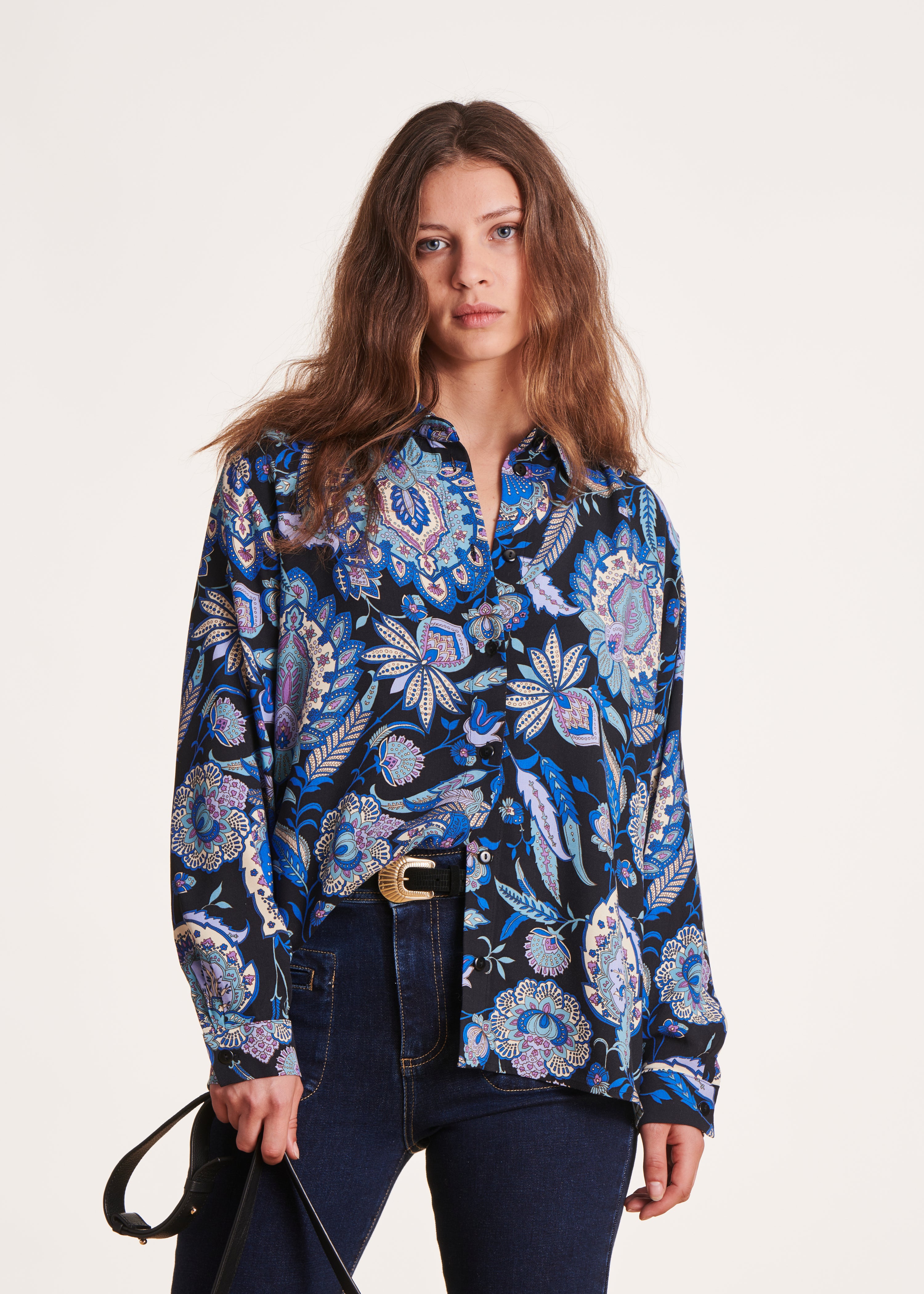 Loose black and blue printed shirt