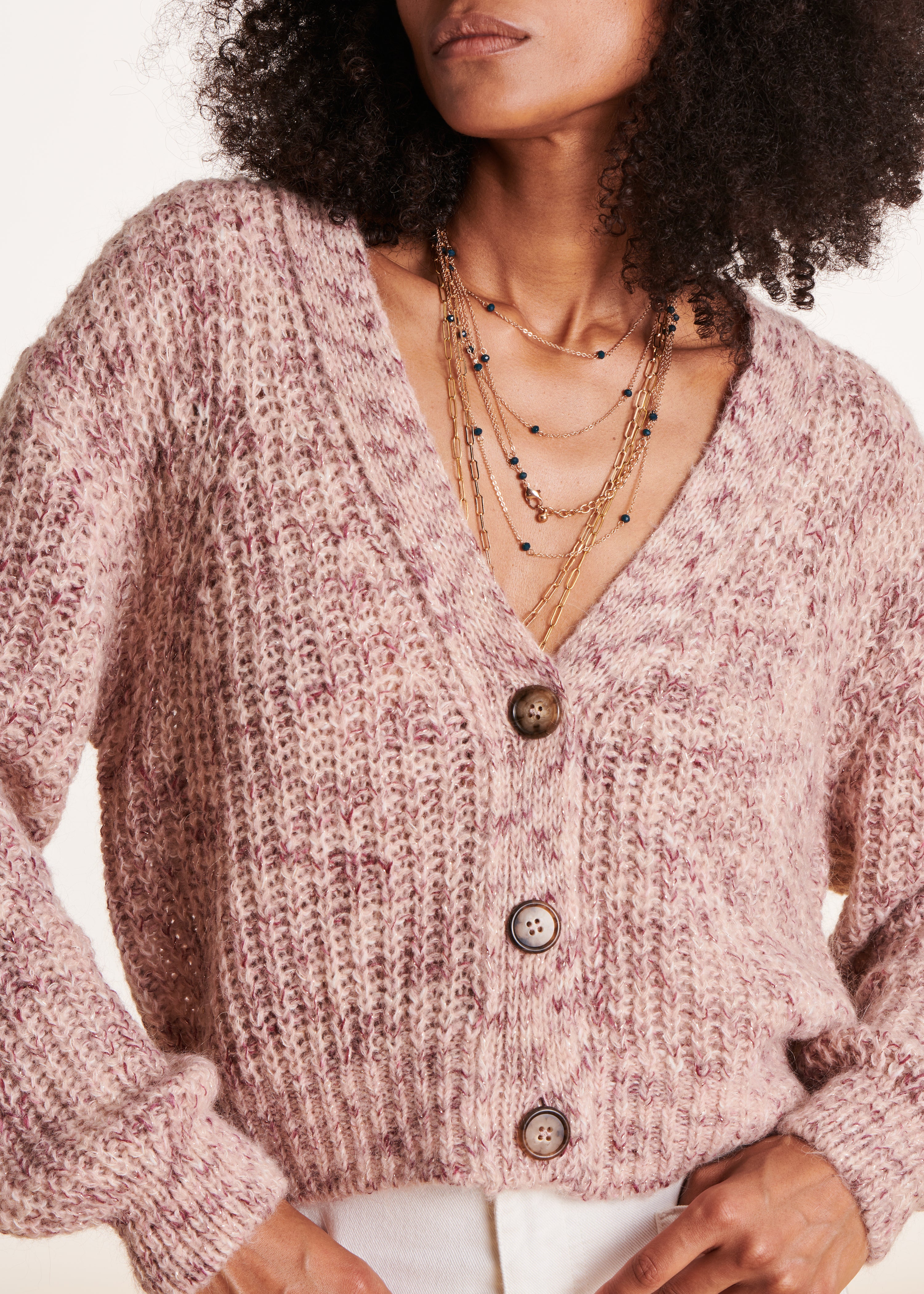 Short pale pink cardigan in chunky knit