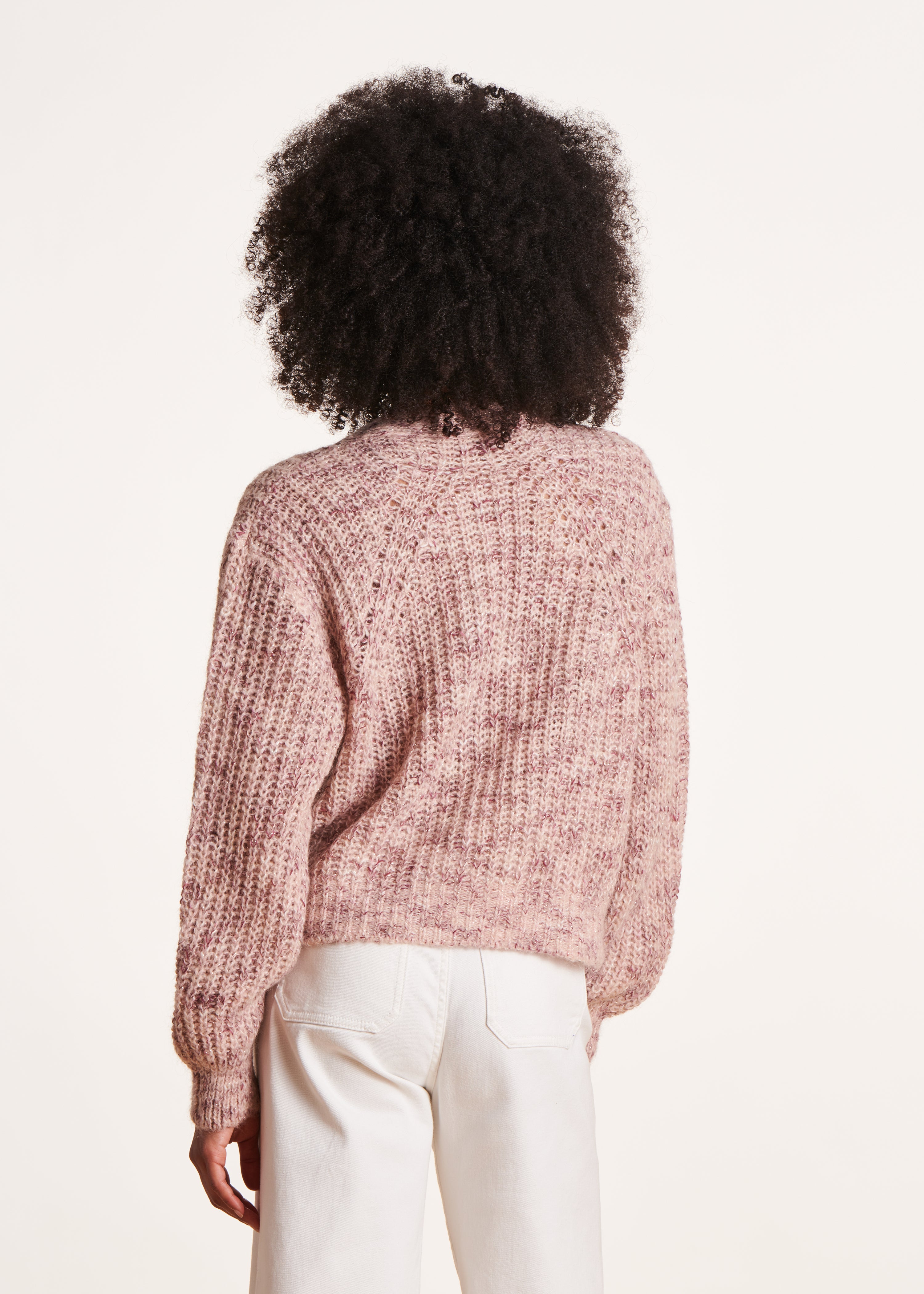 Short pale pink cardigan in chunky knit