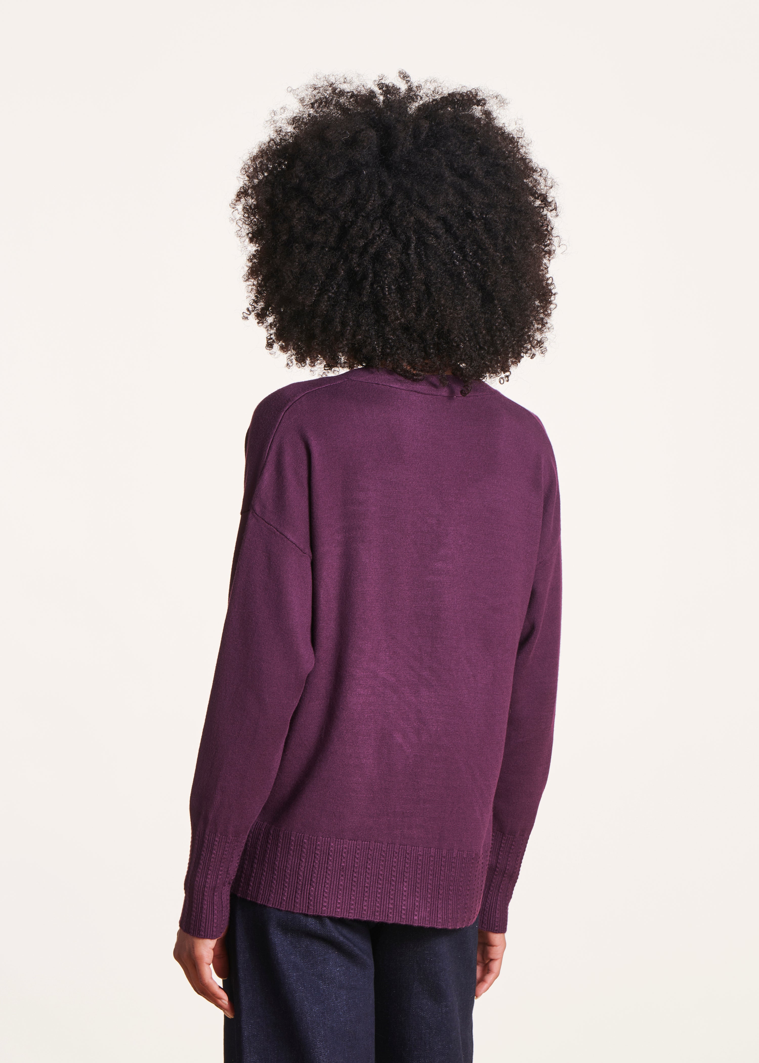 Loose plum V-neck cardigan