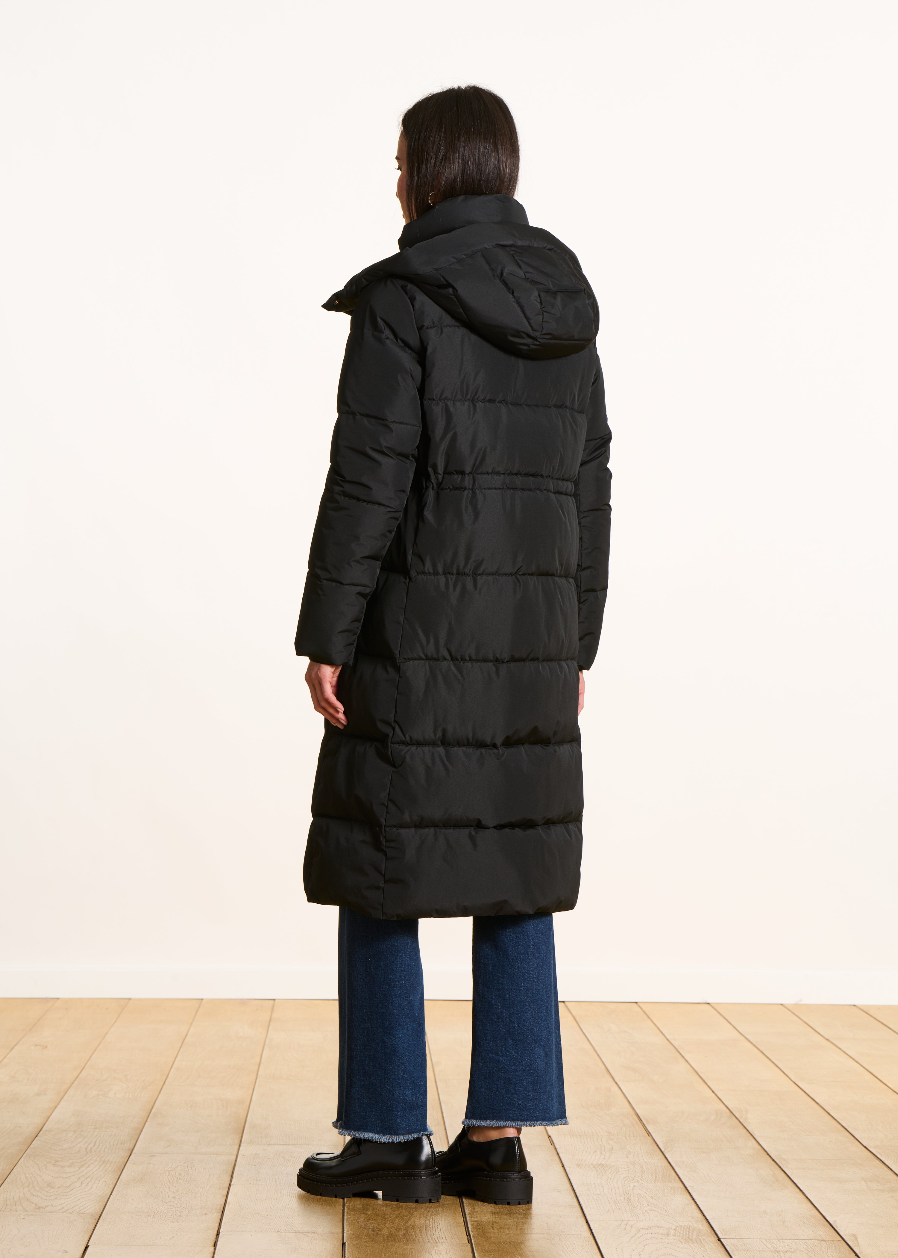 Doudoune longue noire à capuche