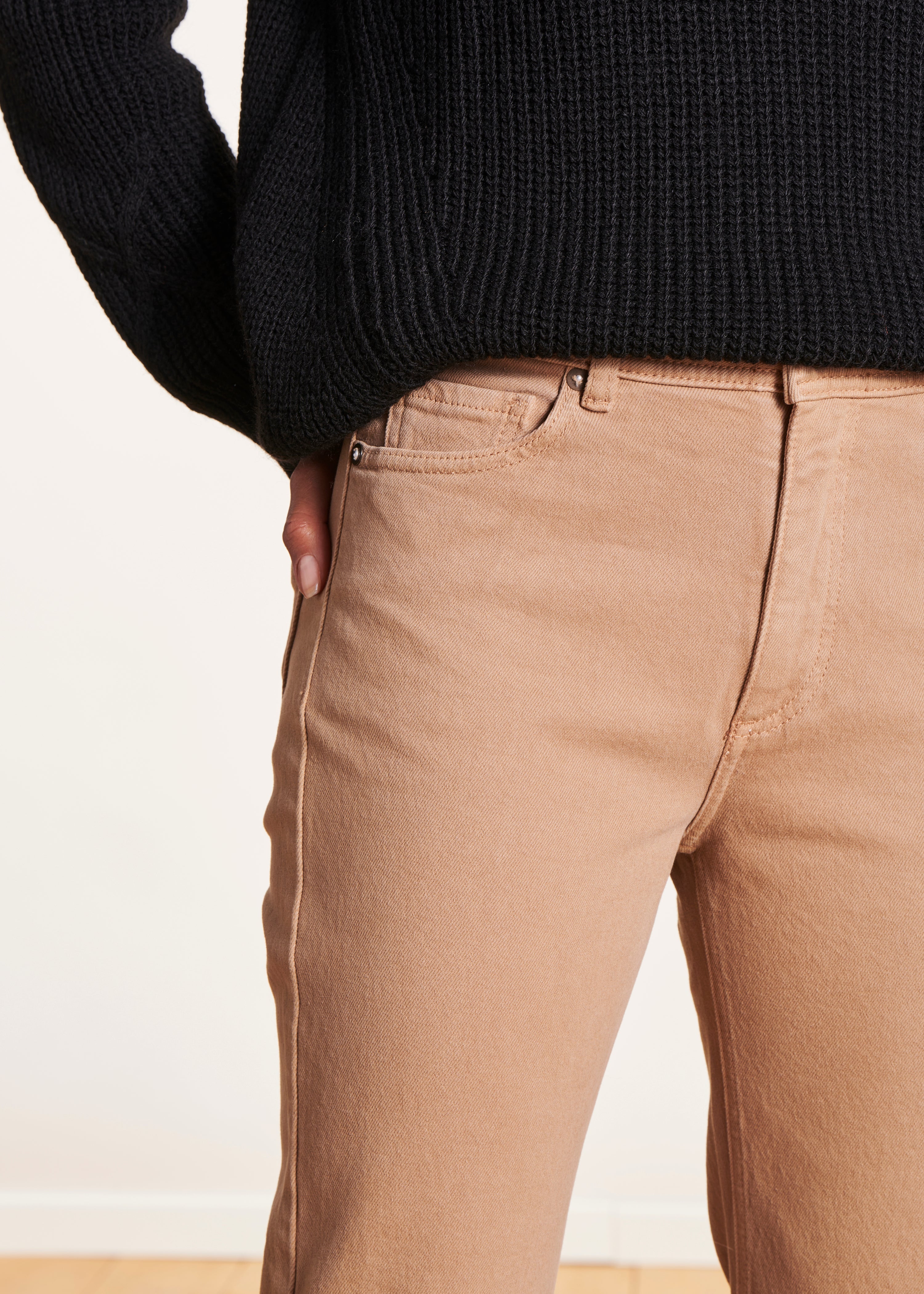 Camel straight jeans in organic cotton