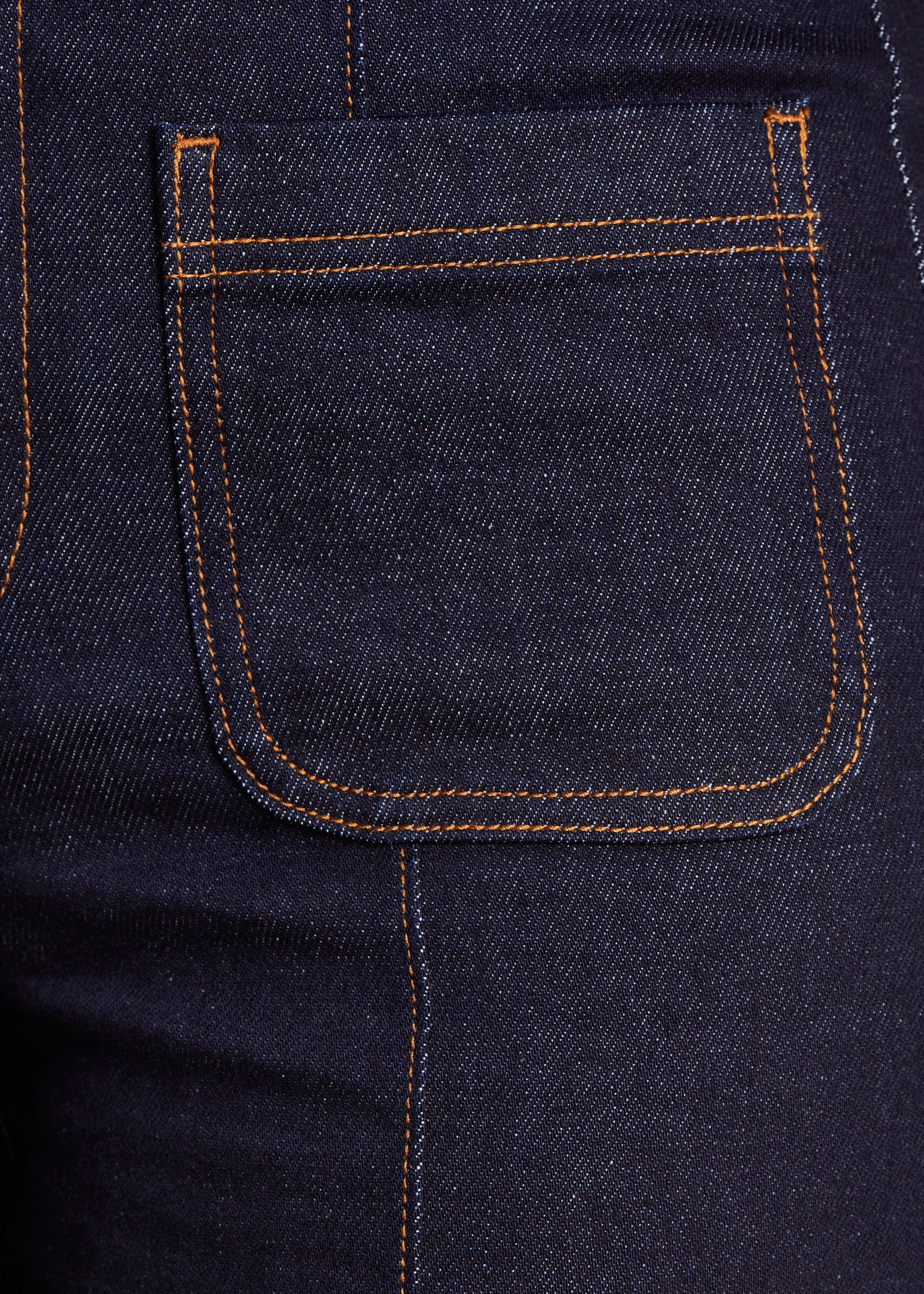 Breite, grobe Jeans aus Bio-Baumwolle mit hoher Taille