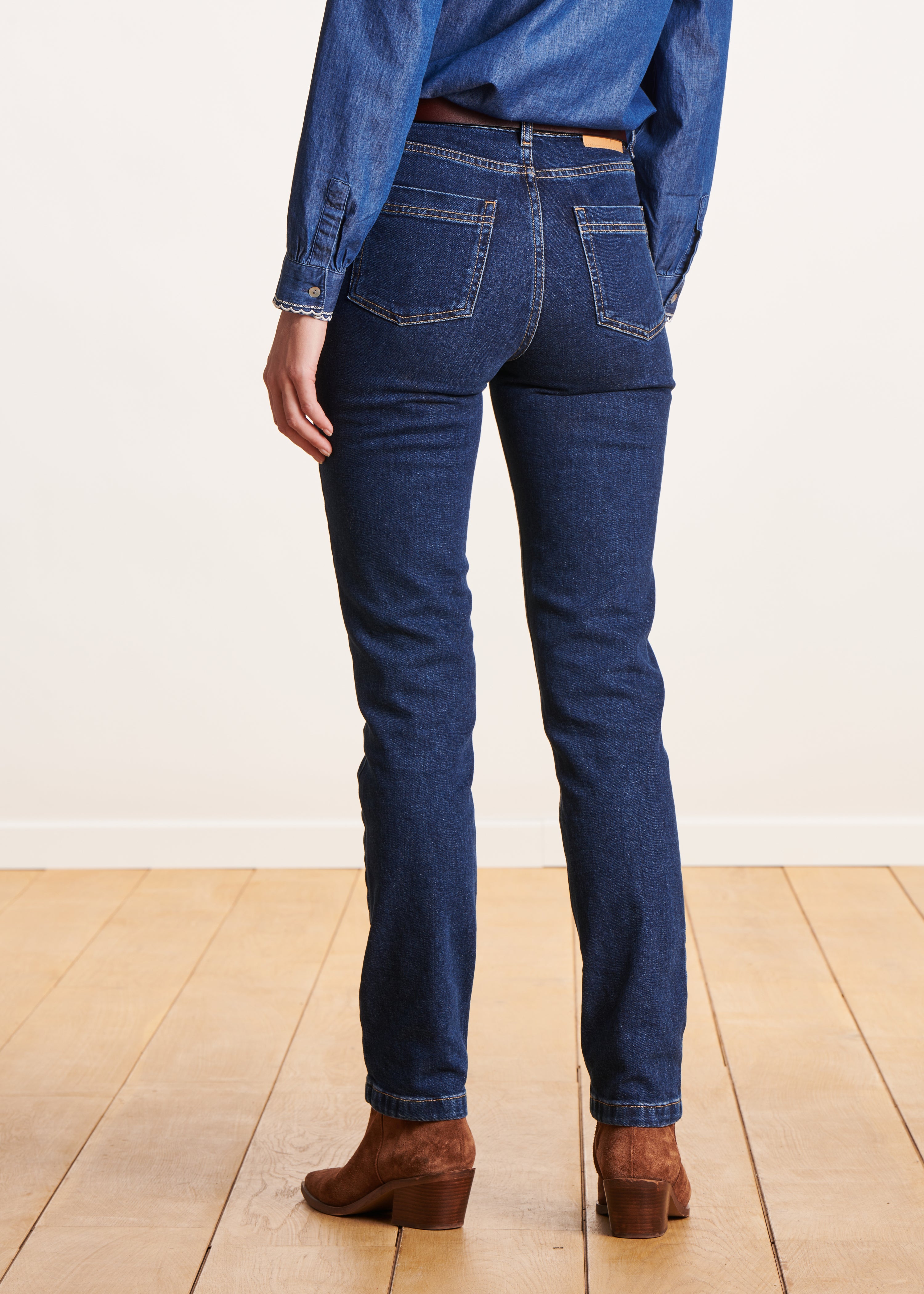 Slim-fit jeans in organic cotton