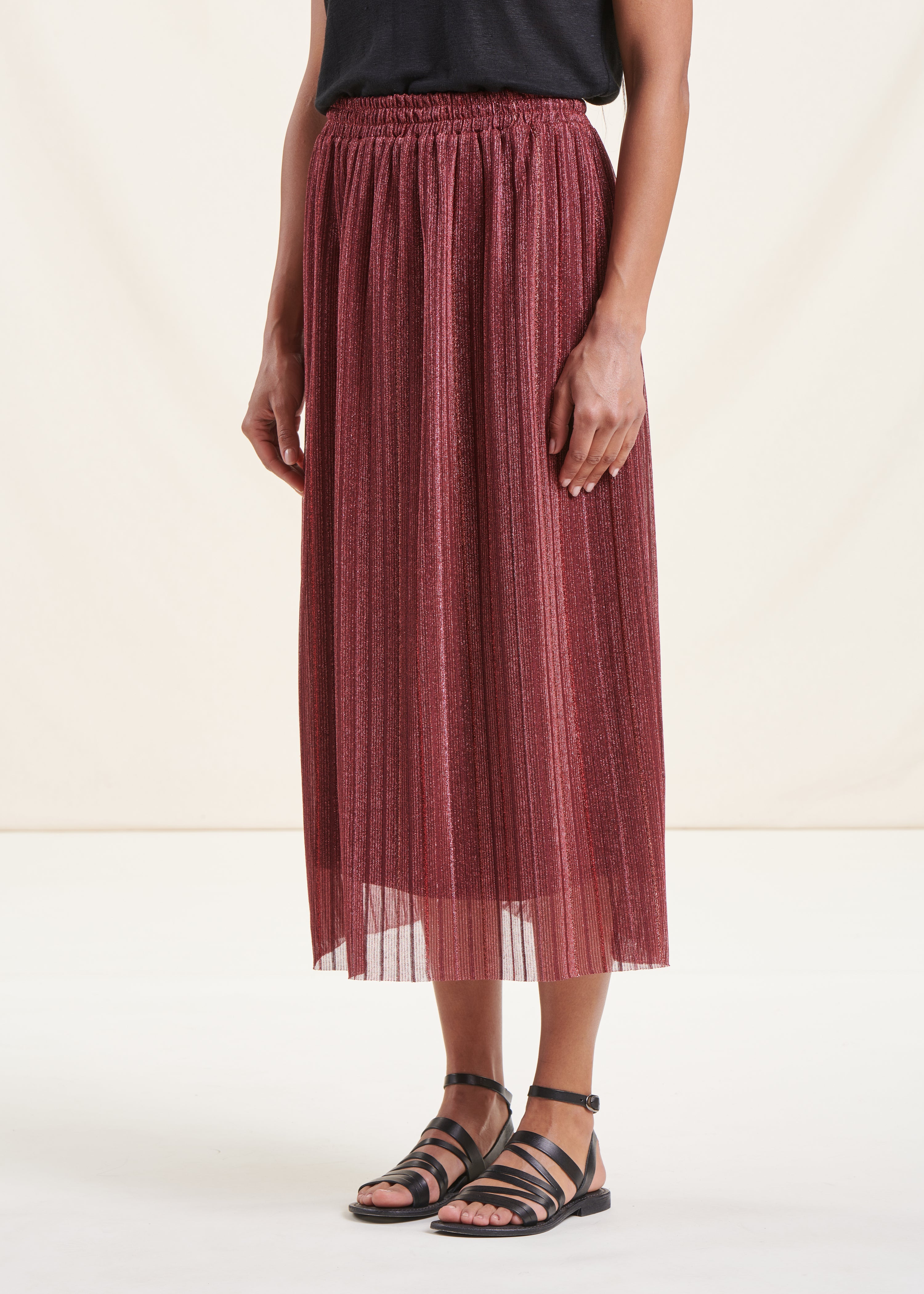 Midi skirt in iridescent burgundy voile