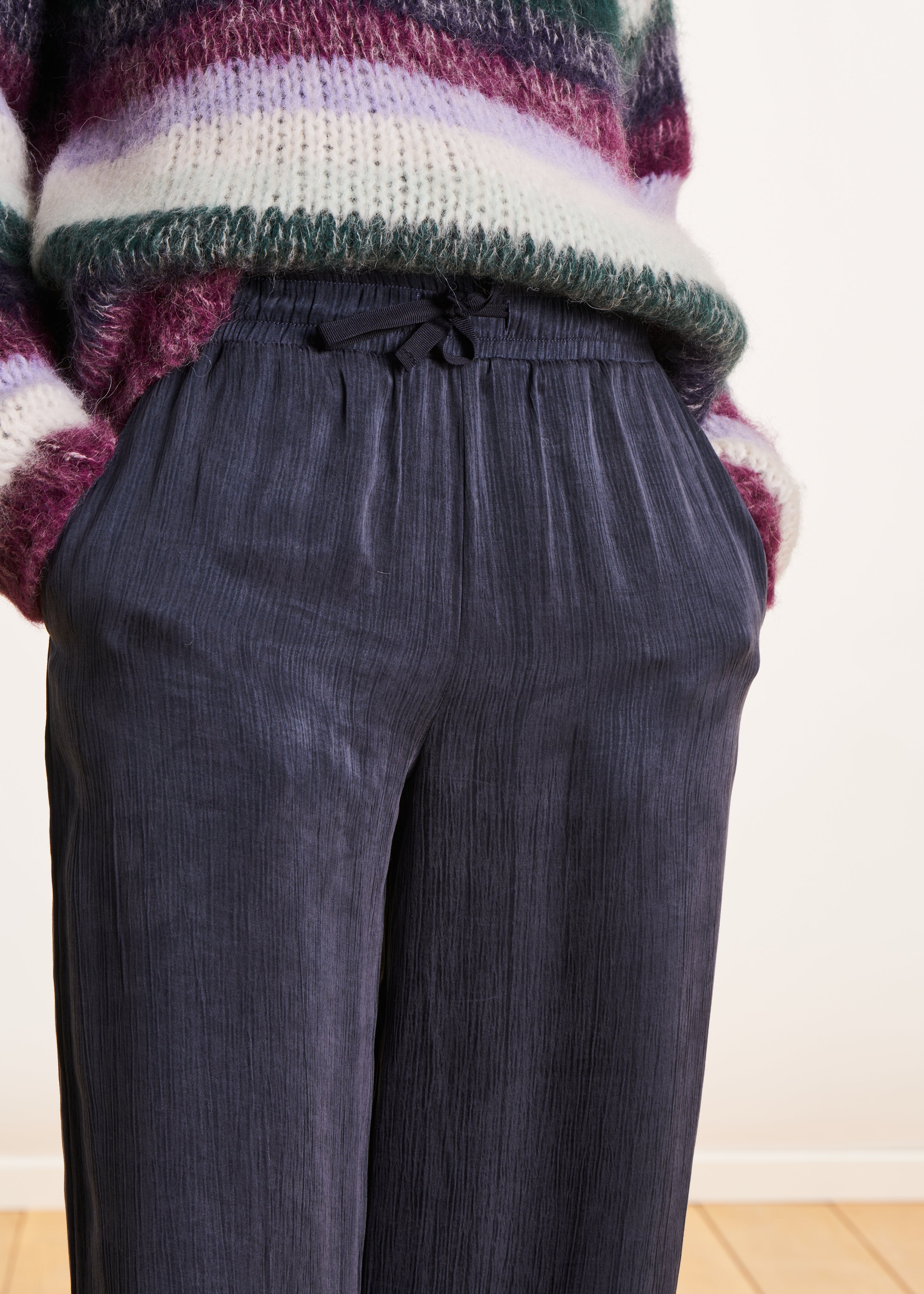 Dark blue flowing wide pants