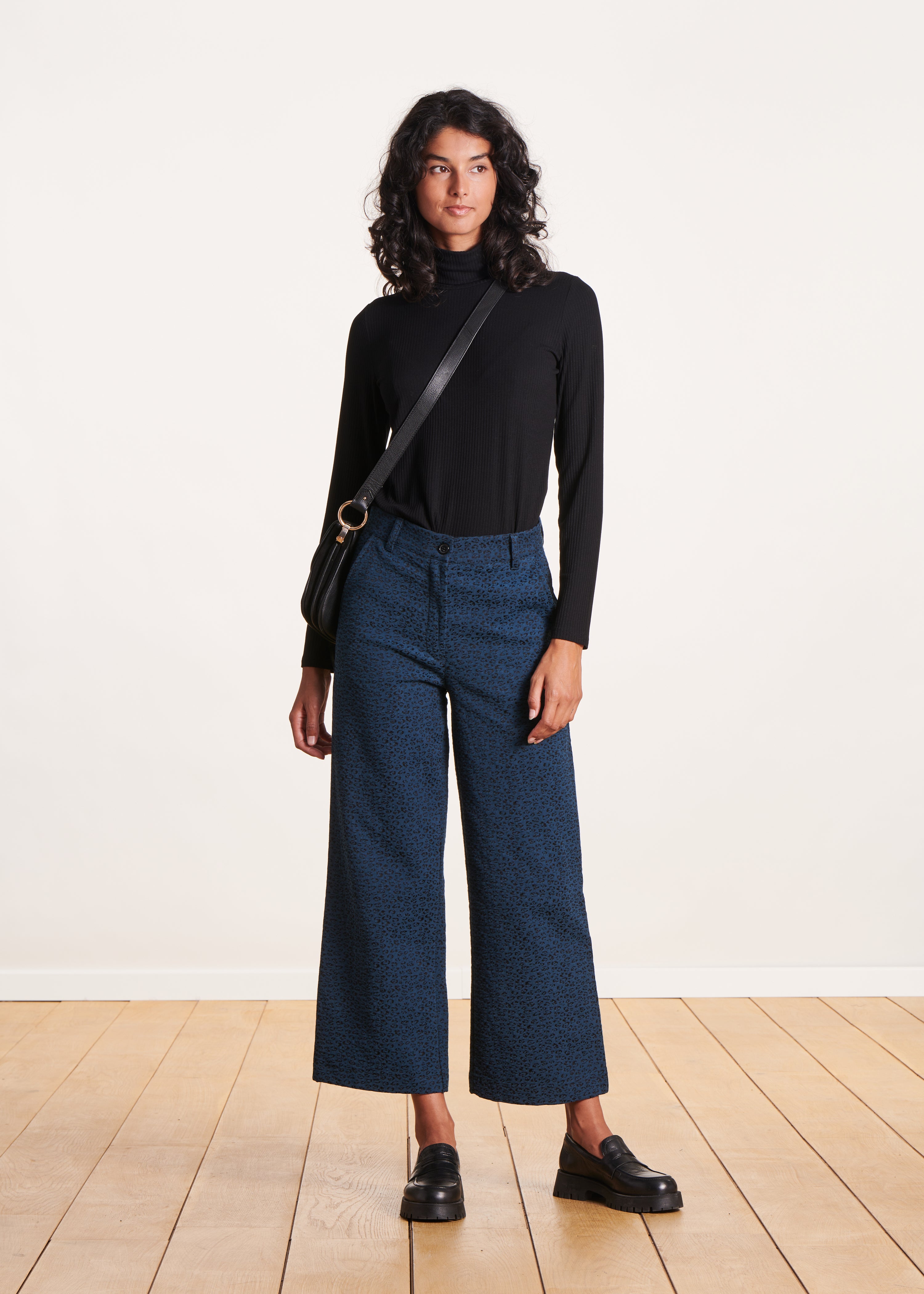 Wide-leg black and blue jacquard trousers