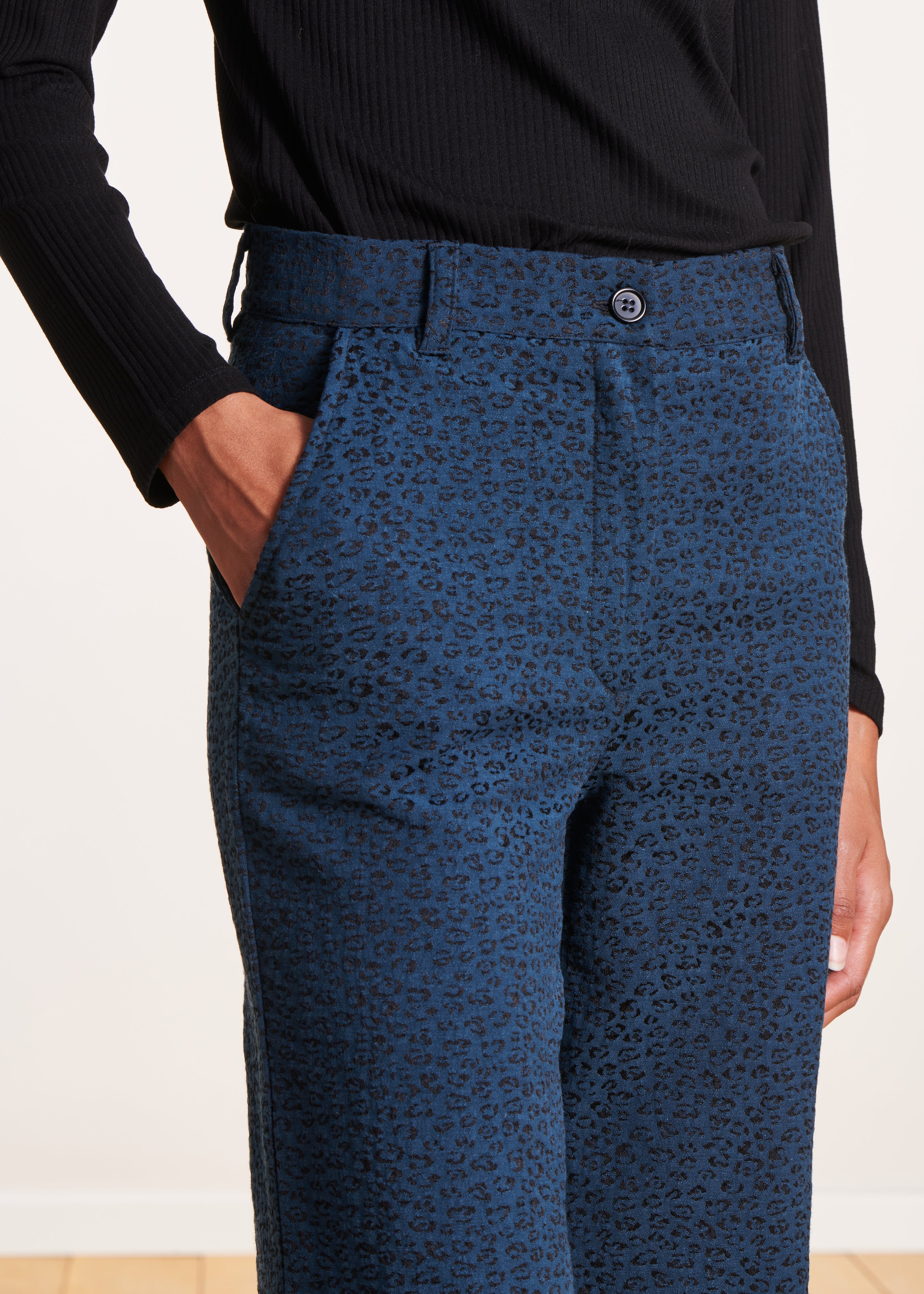 Wide-leg black and blue jacquard trousers