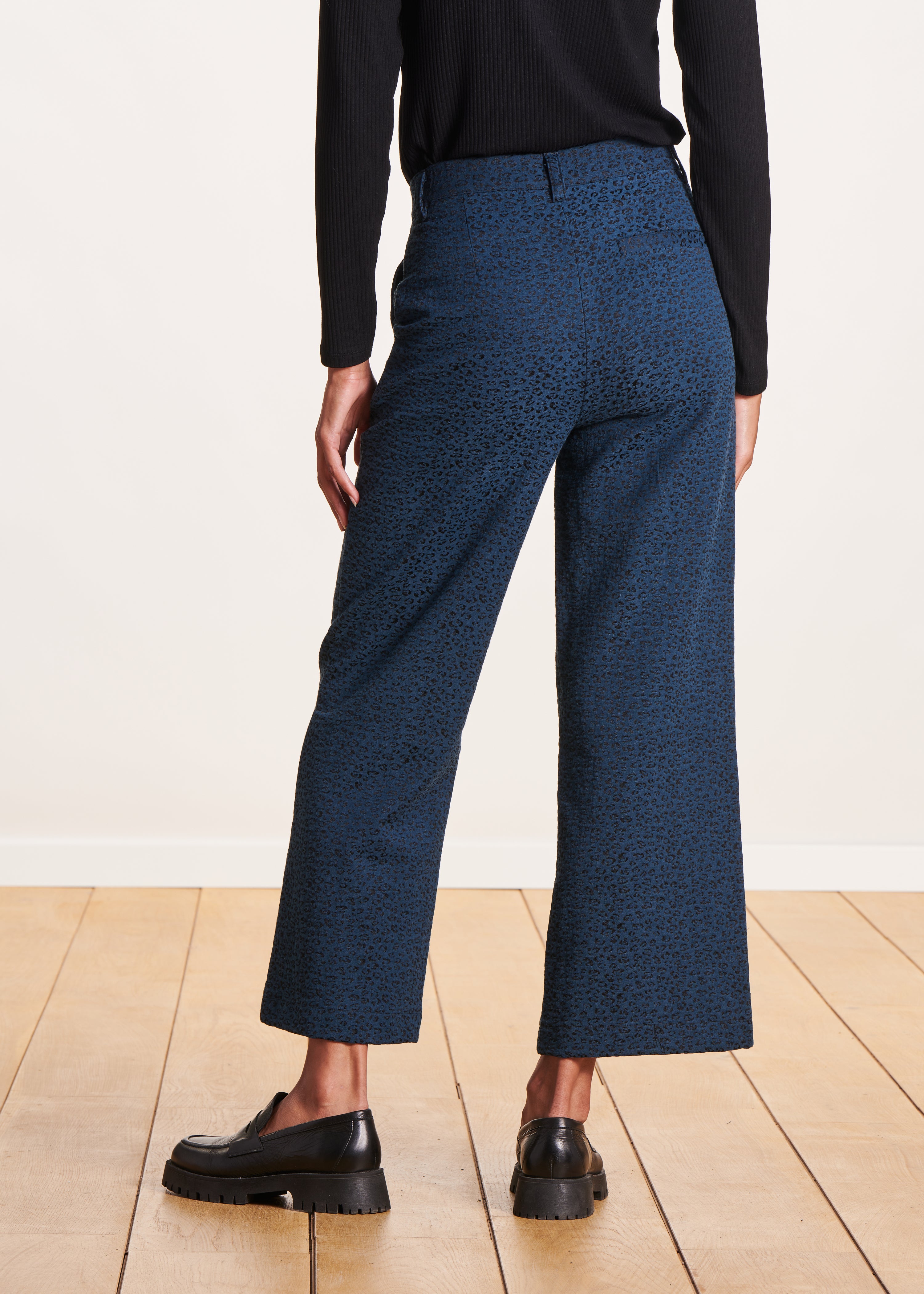 Wide-leg black and blue jacquard trousers