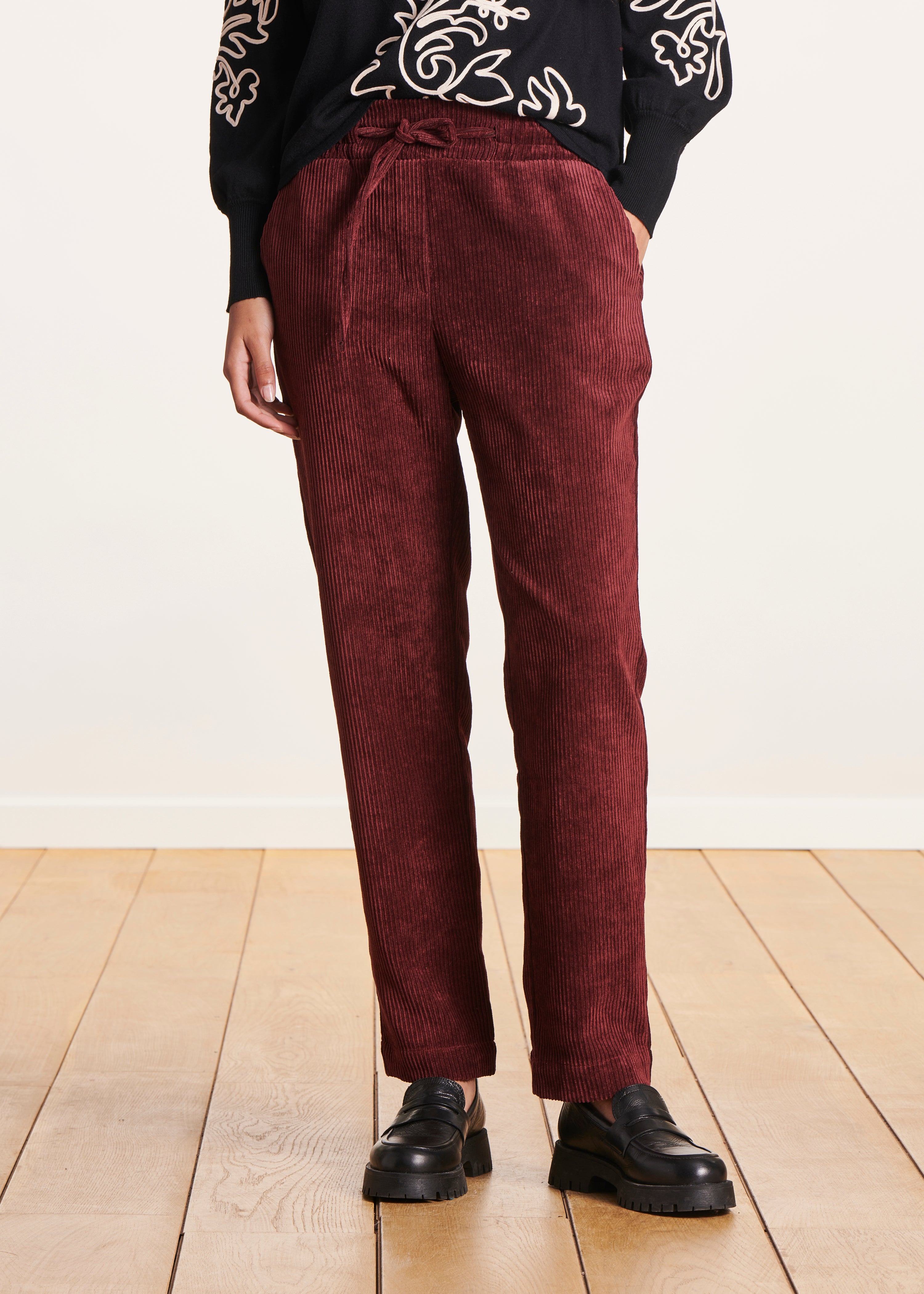 Burgundy 7/8 carrot pants