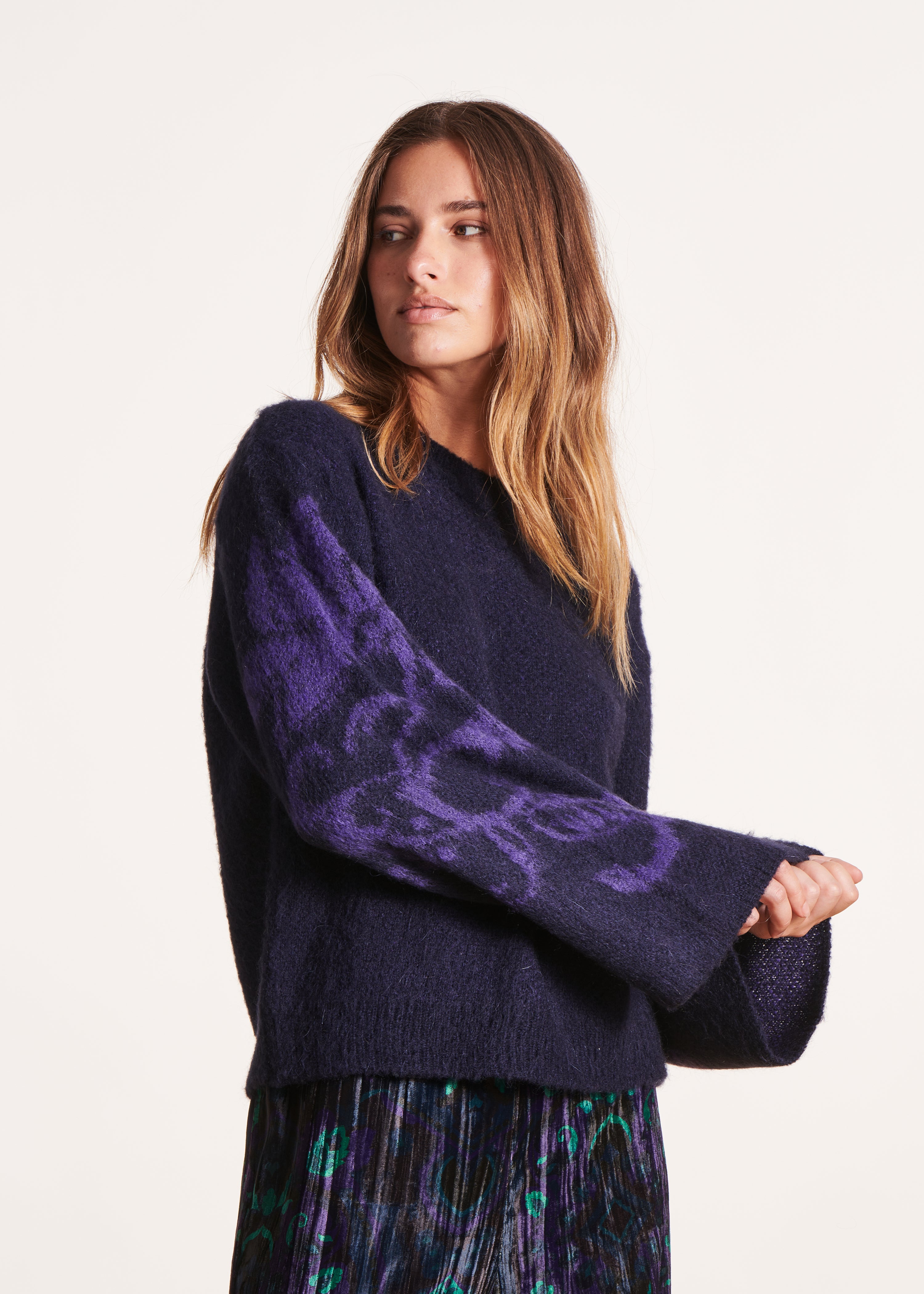 Loose dark blue patterned sweater