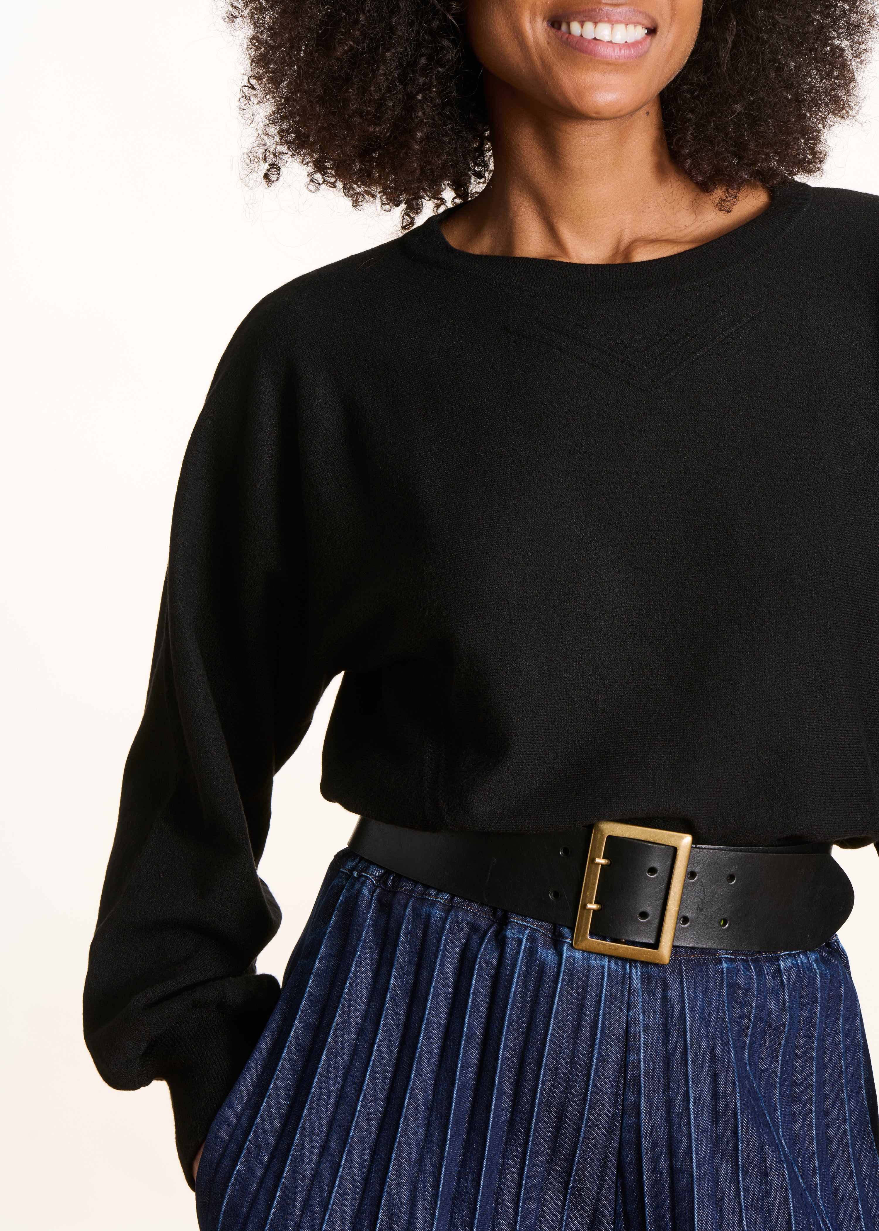 Pull noir maille fine