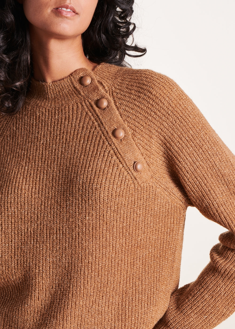Iridescent camel jumper with shoulder buttons