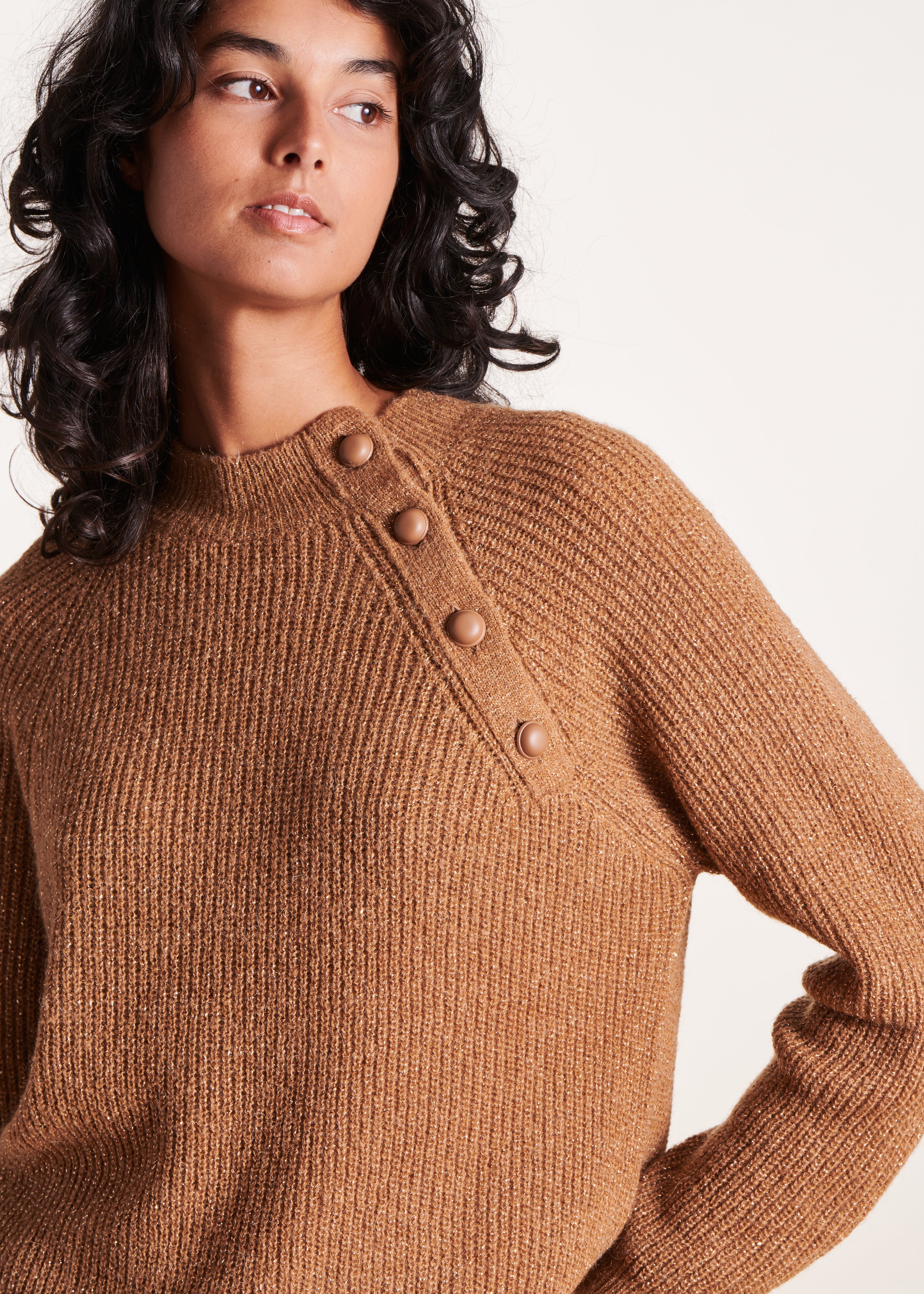 Iridescent camel jumper with shoulder buttons