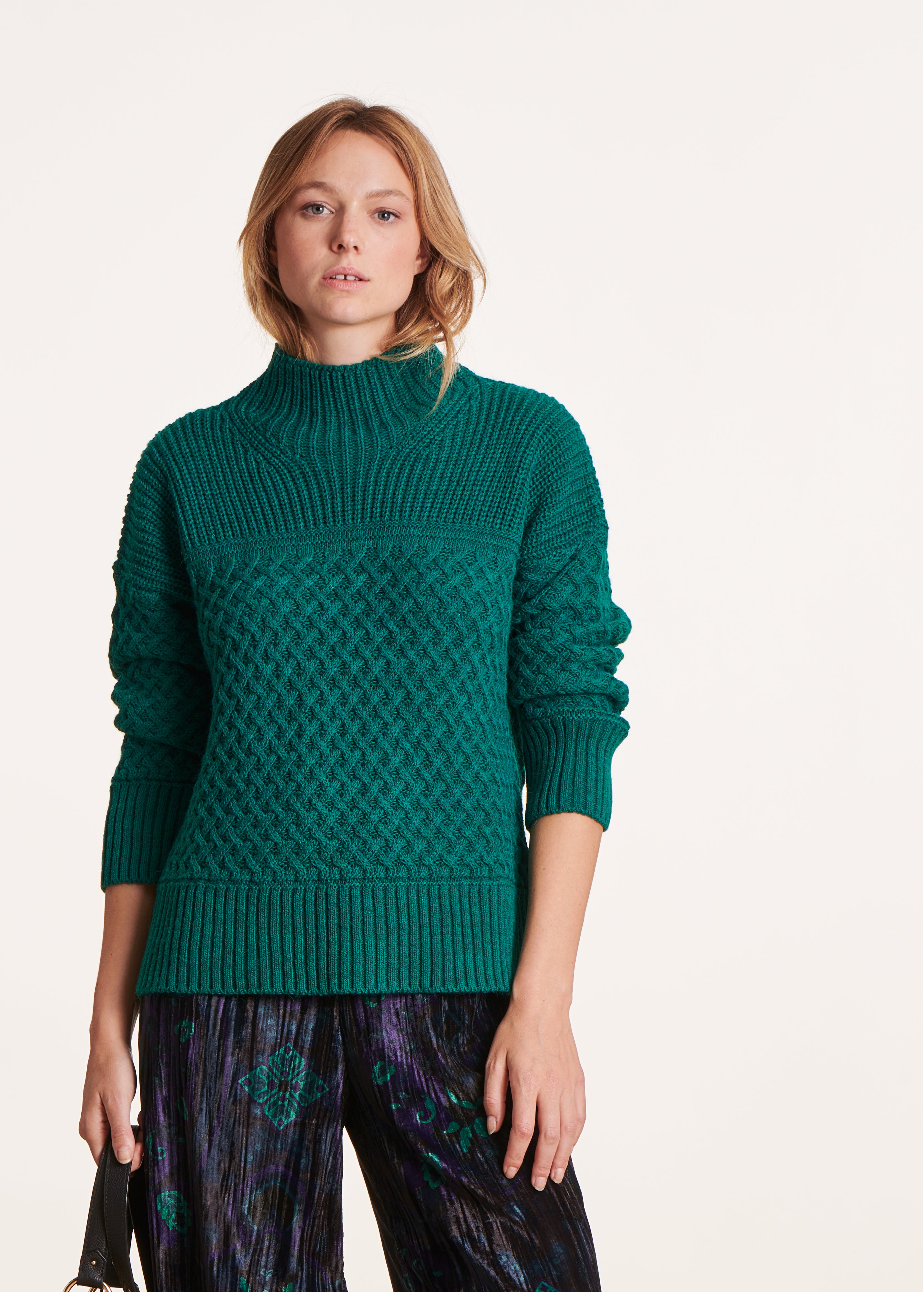 Green chlorophyll sweater with high collar