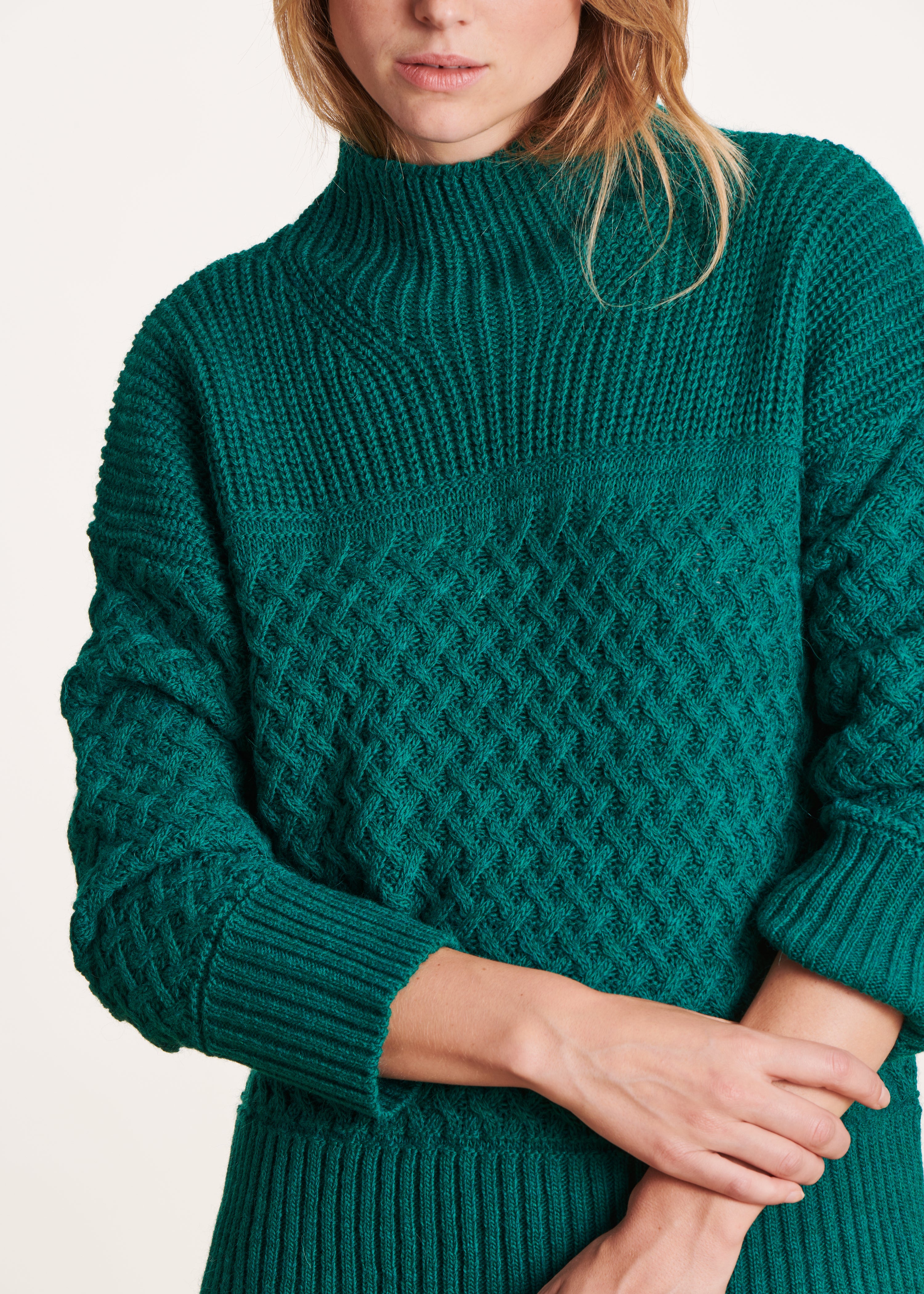 Green chlorophyll sweater with high collar