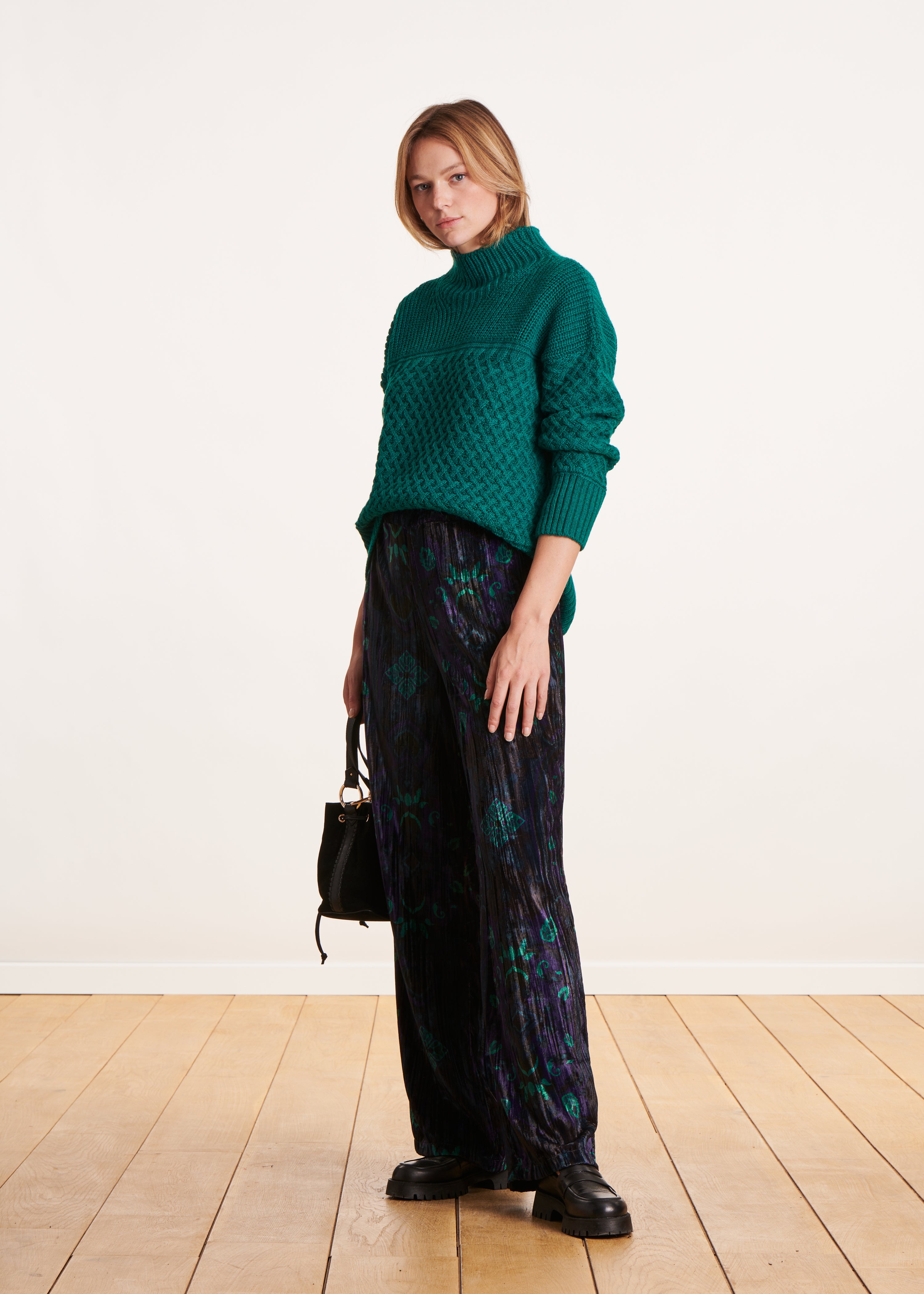 Green chlorophyll sweater with high collar