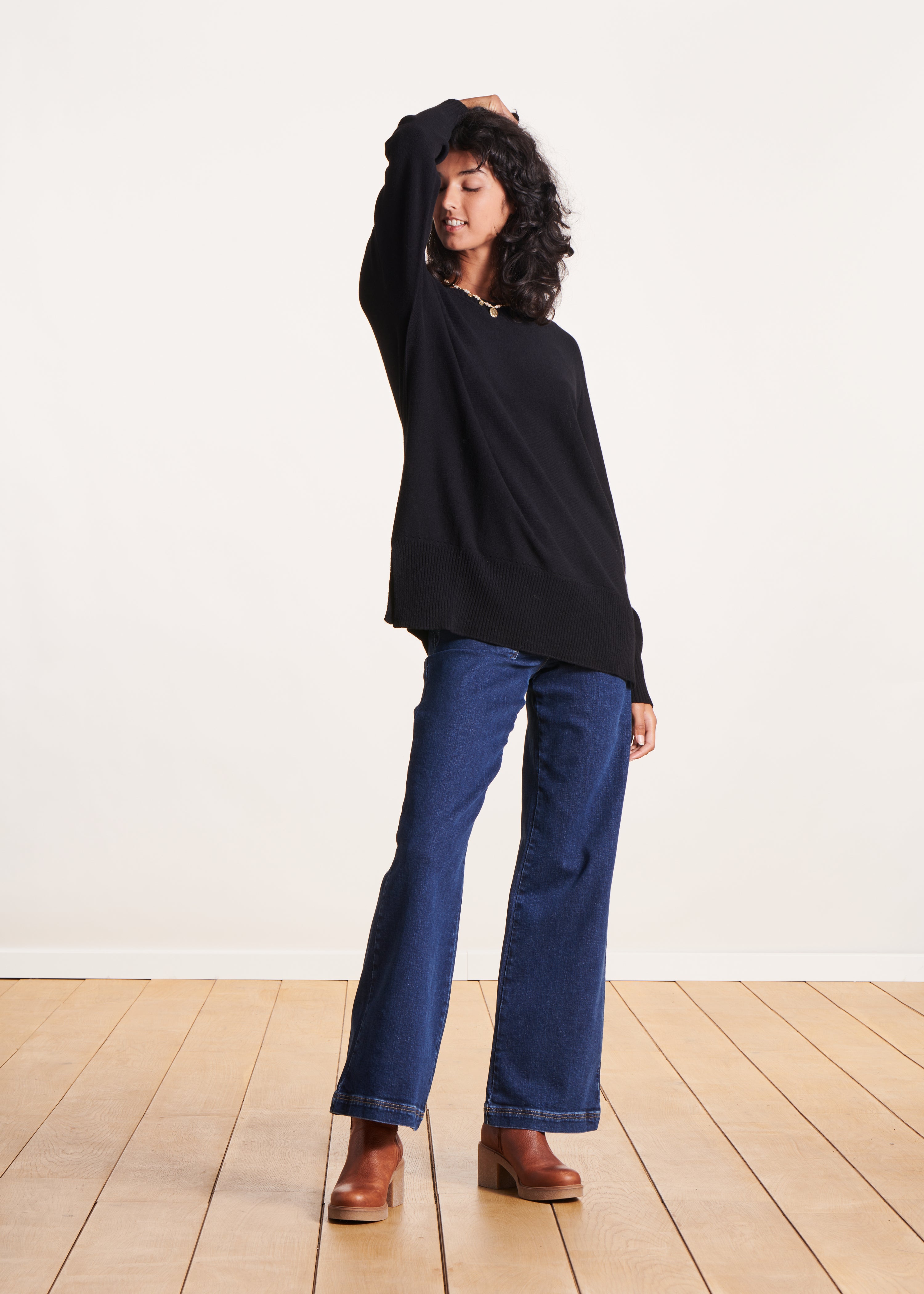 Pull noir oversize en laine