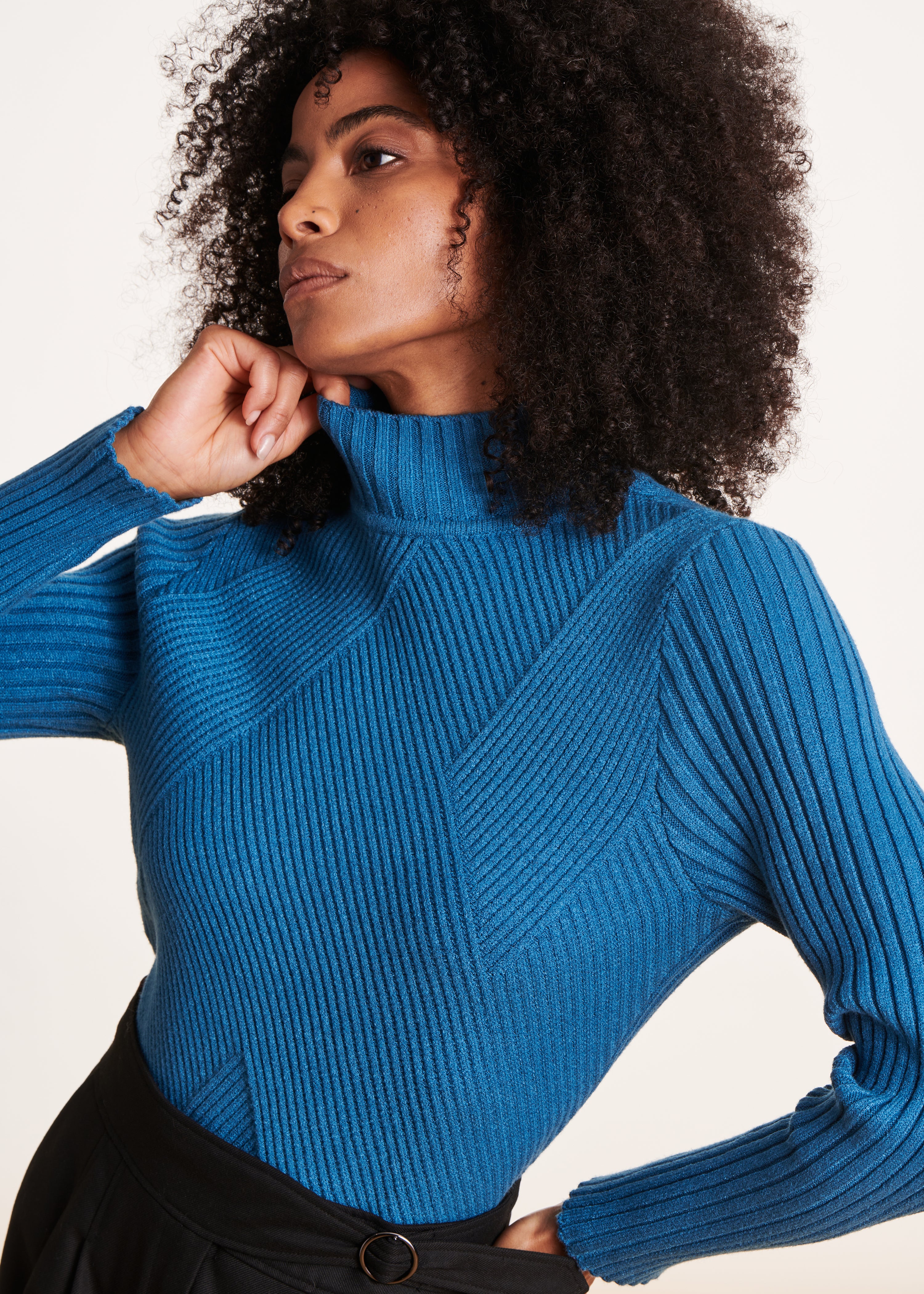 Blue ribbed jumper with stand-up collar