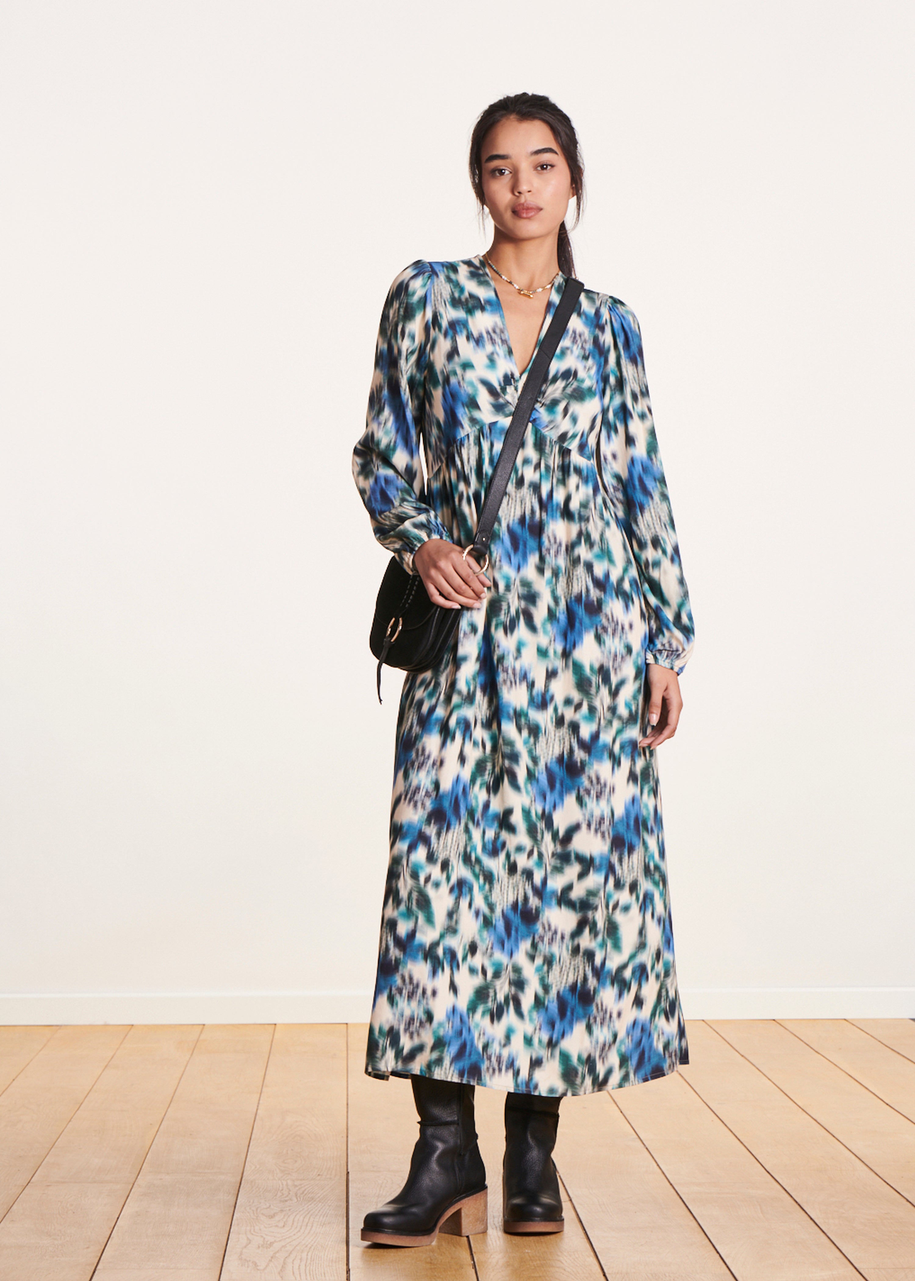 wit en blauwe V-hals maxi jurk