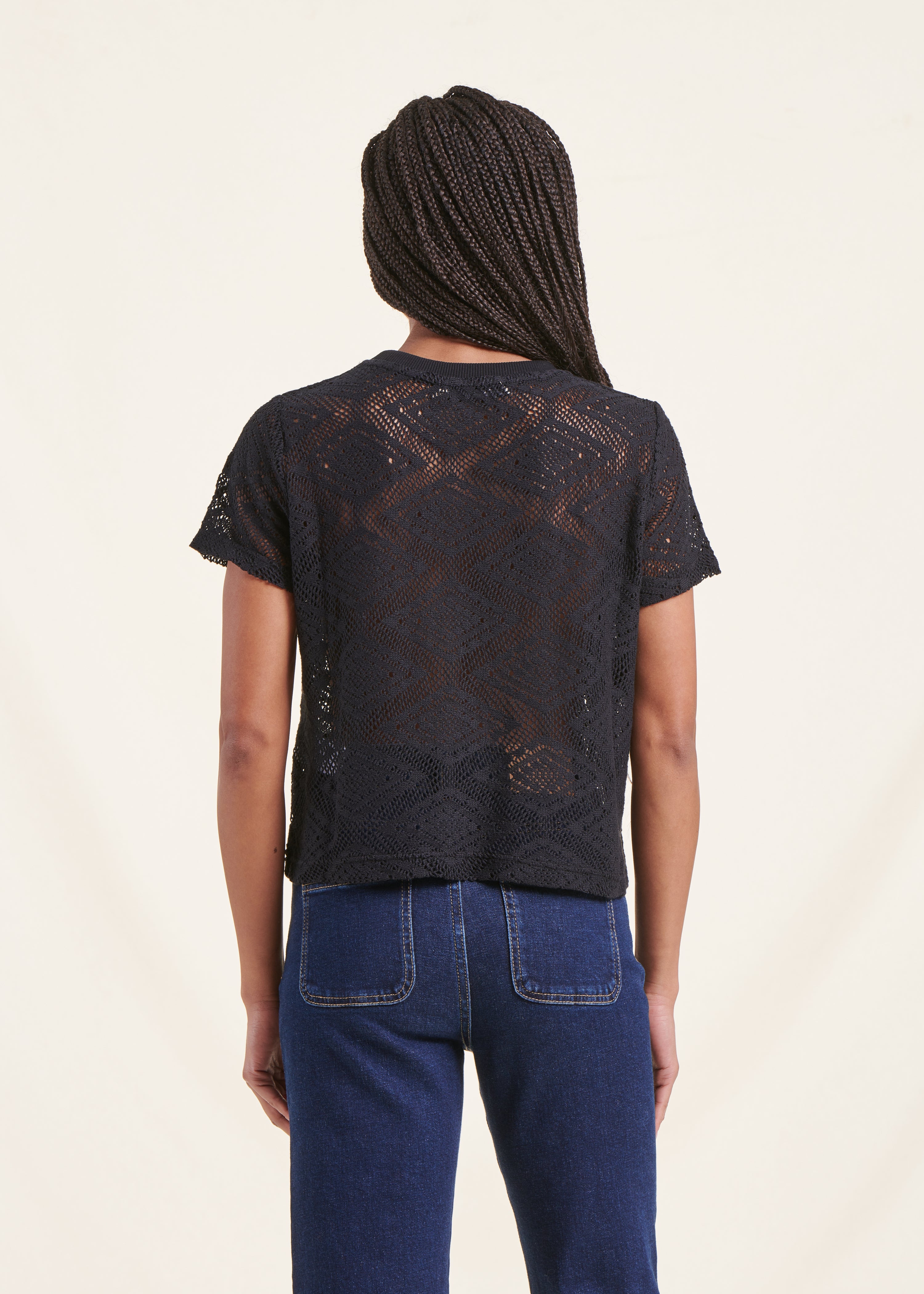 black short-sleeved organic cotton lace t-shirt