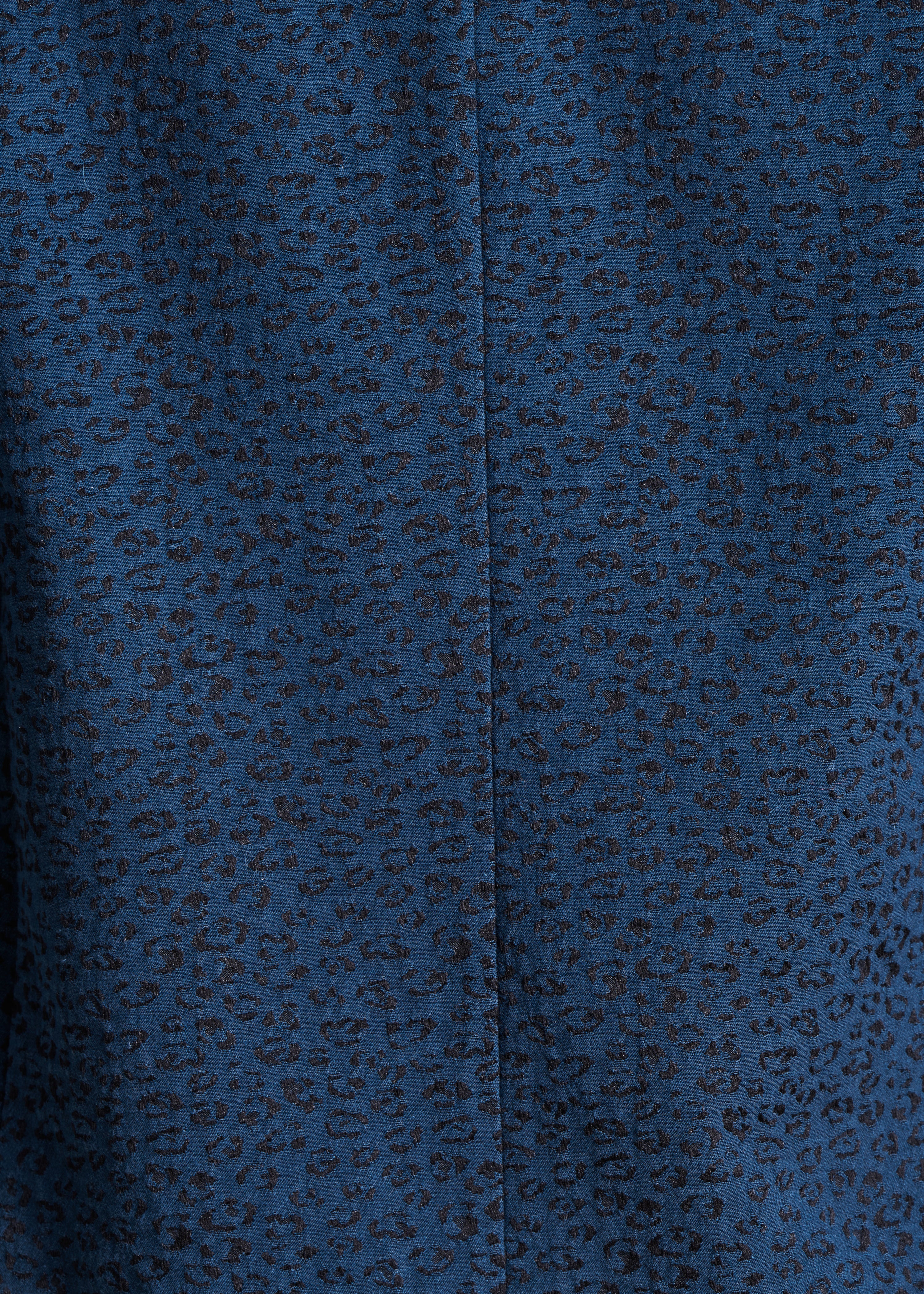 Paletó jacquard preto e azul