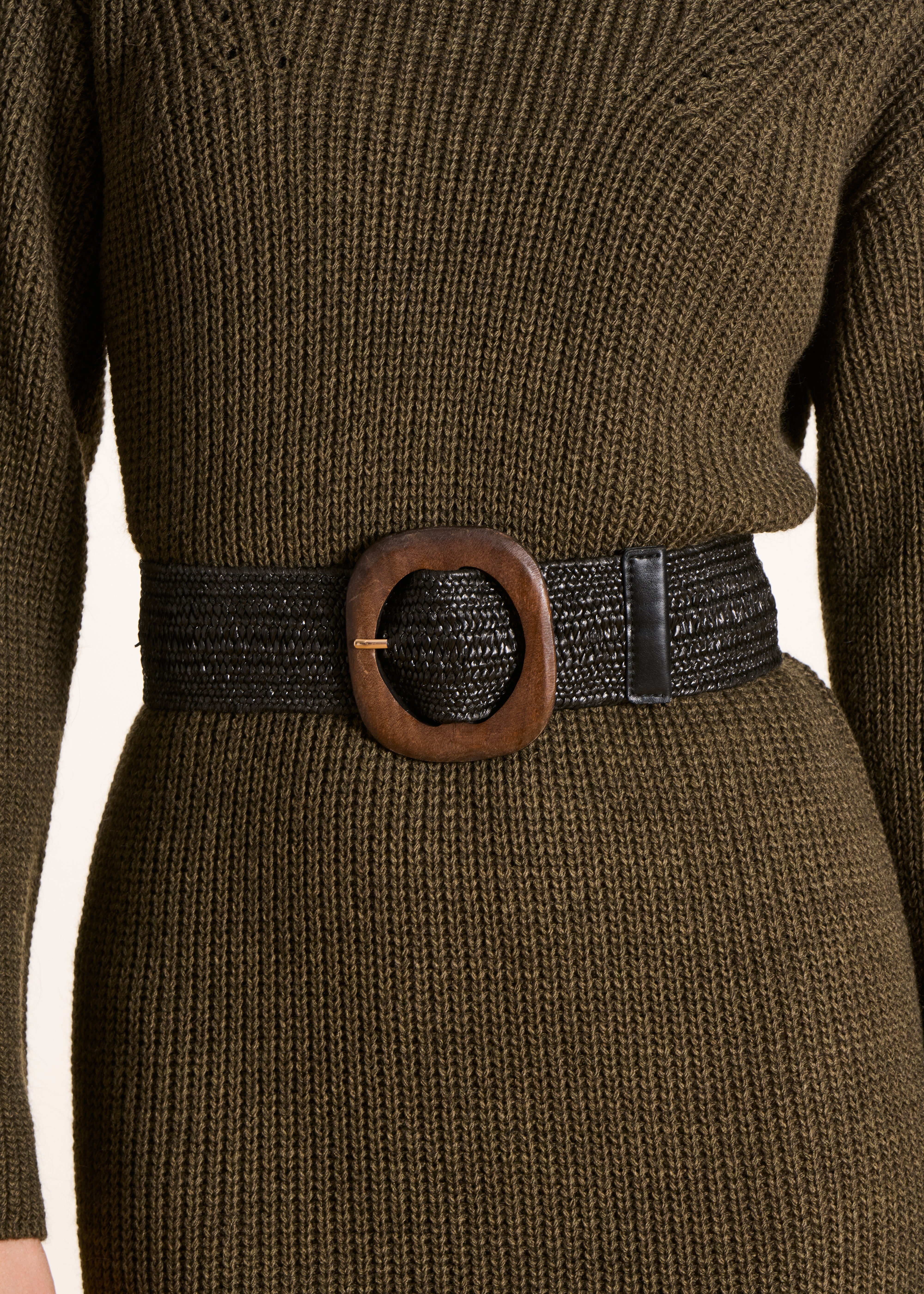 Breiter, schwarzer, elastischer Gürtel