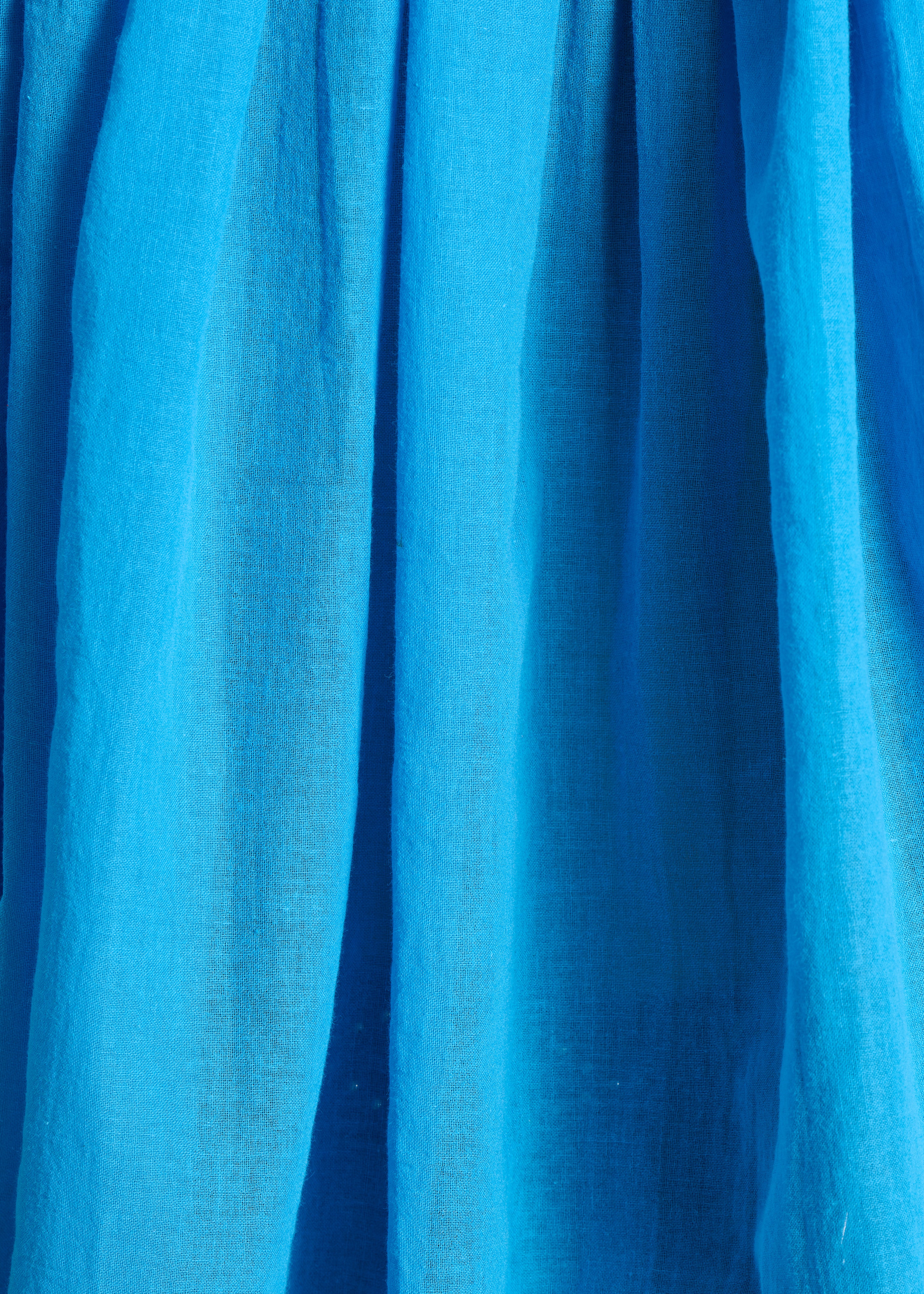 Chemise bleue en voile de coton fluide