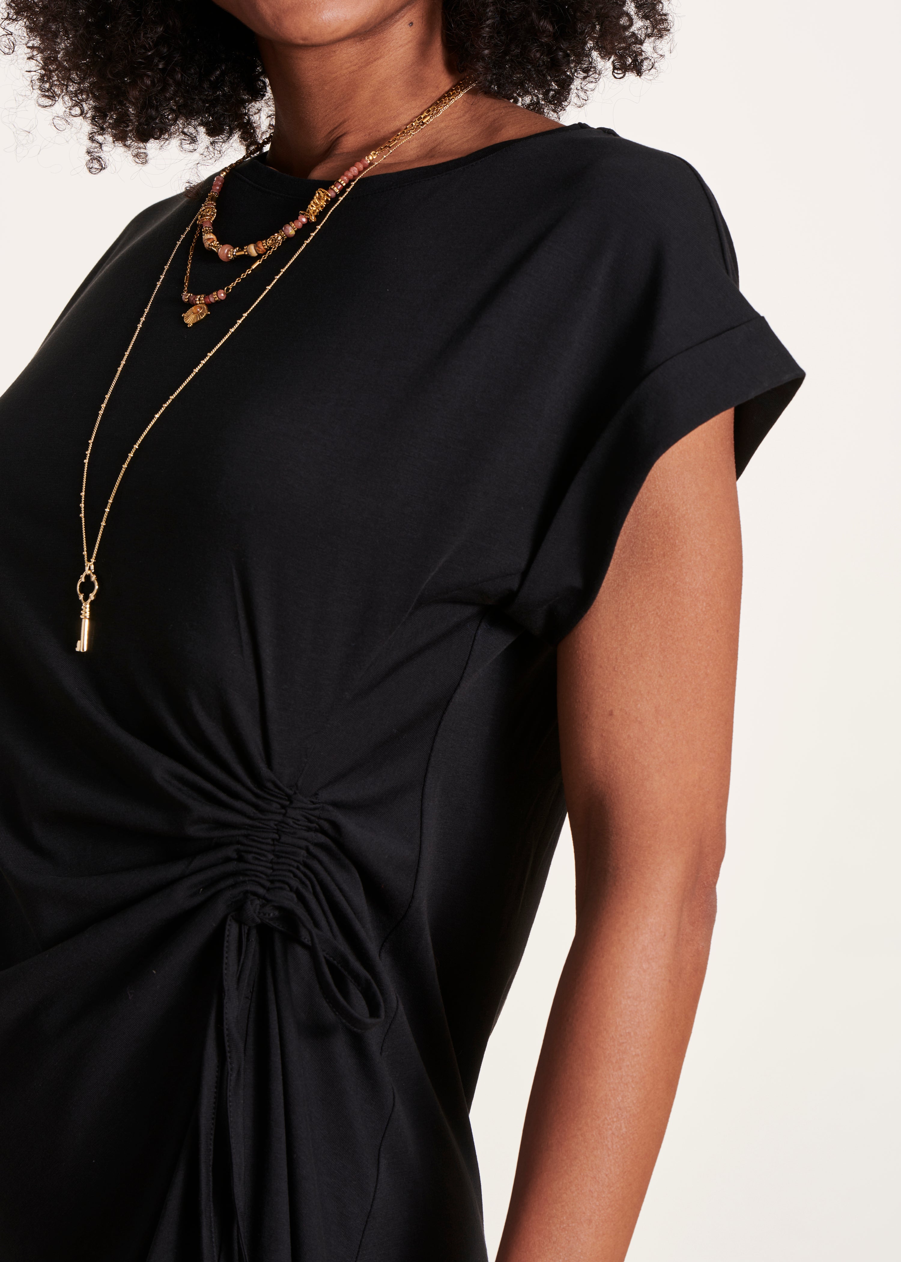 Robe longue fendue noire en lyocell La Fée Maraboutée