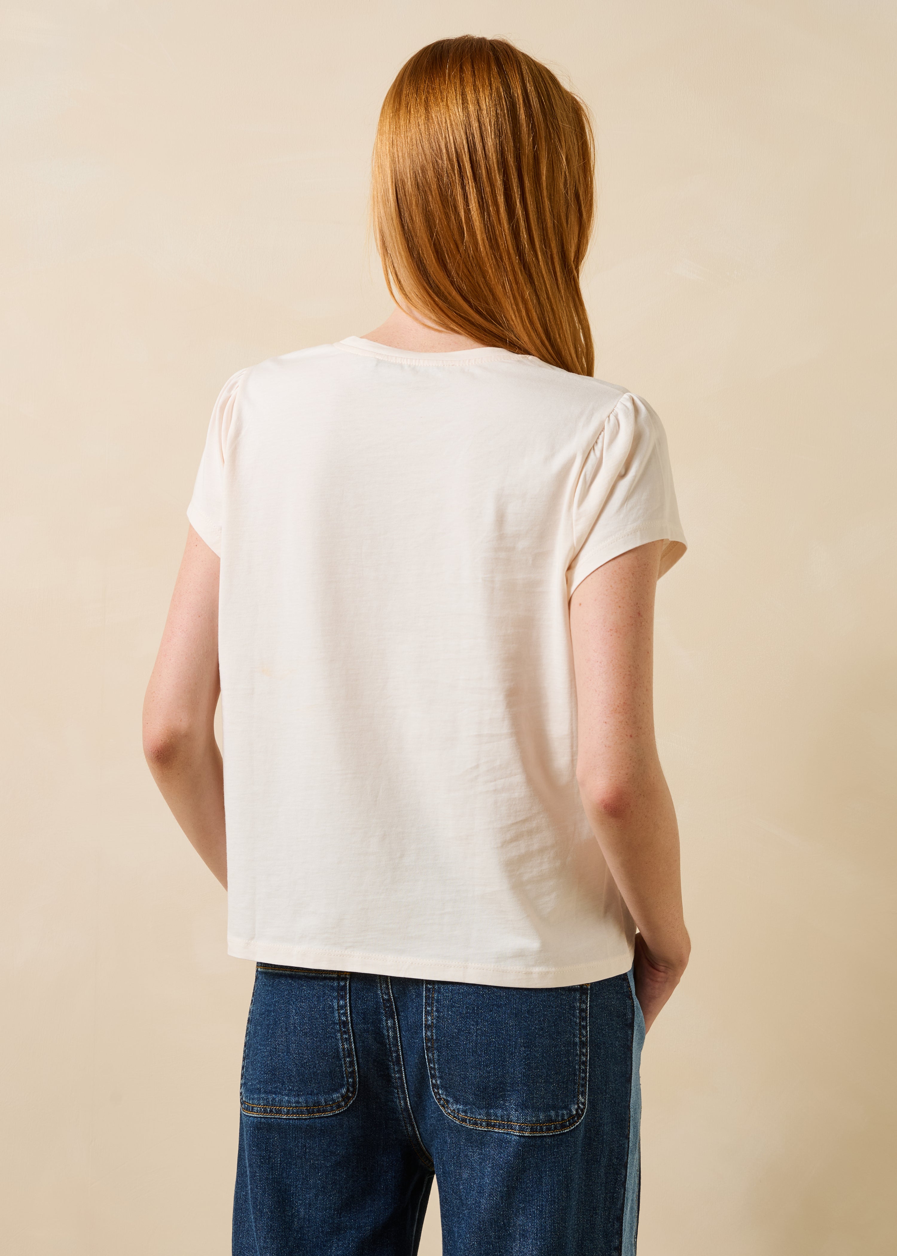 Beige T-shirt met korte mouwen van biologisch katoen