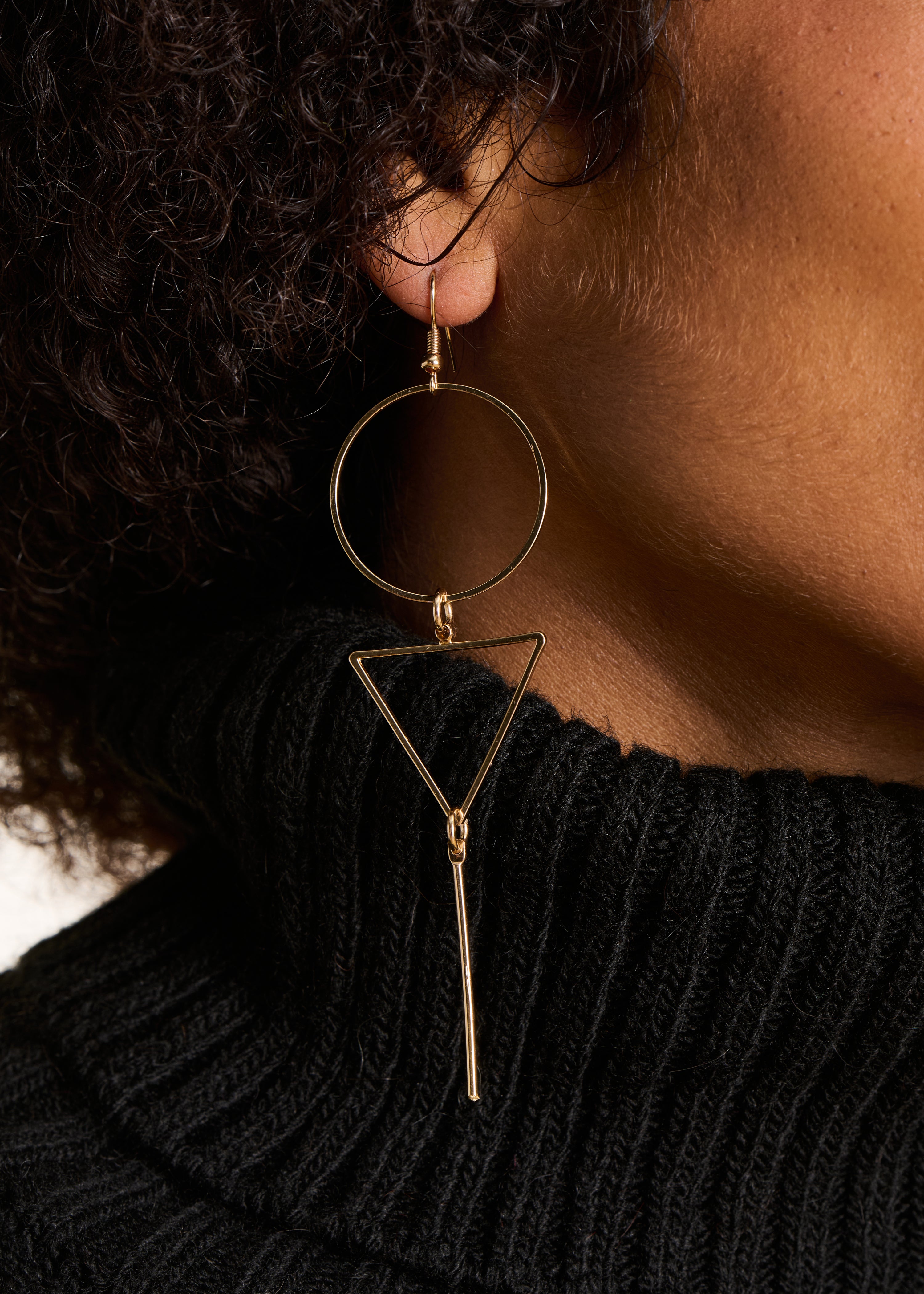 Gouden geometrische hangende oorbellen