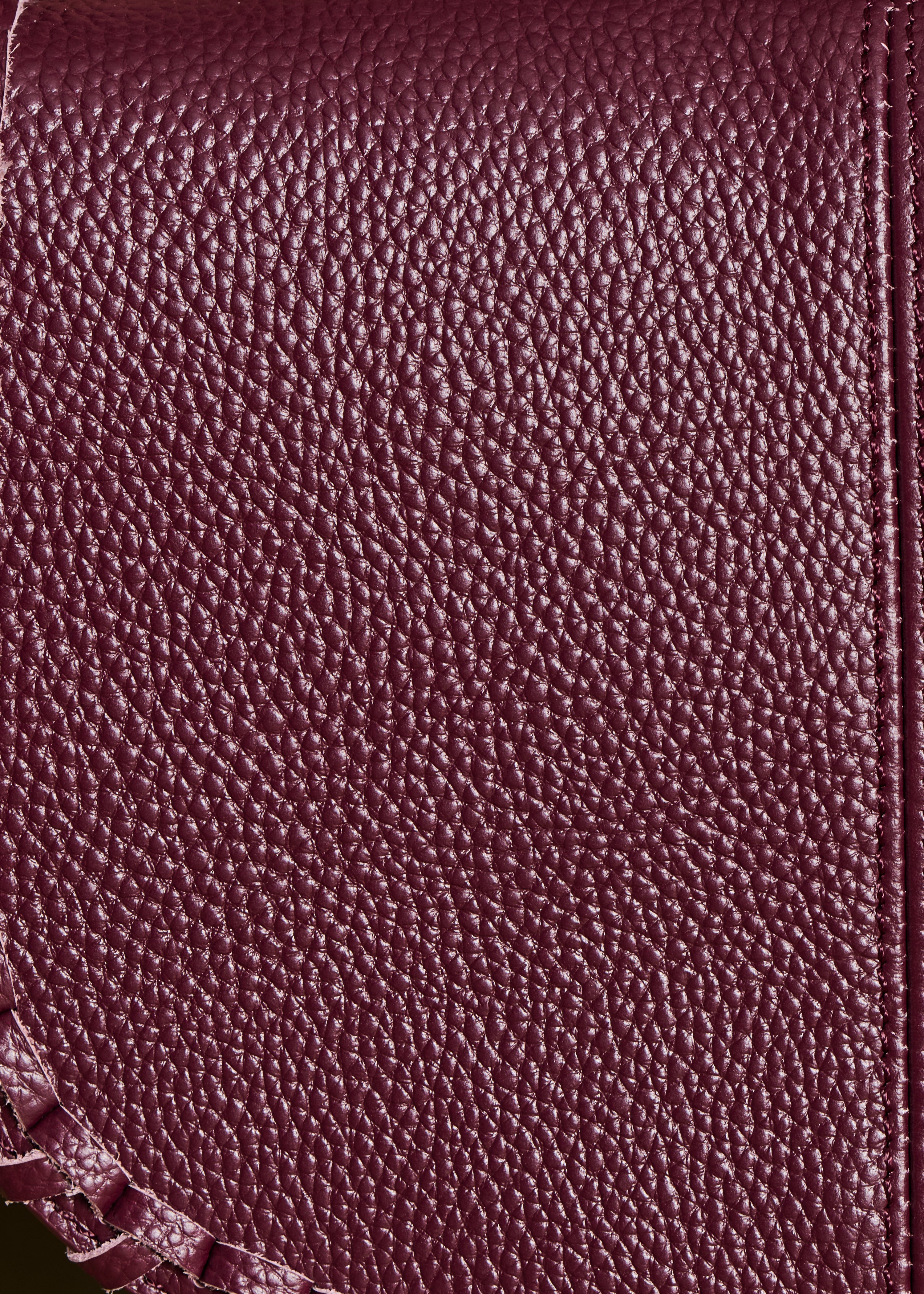 Bordeaux schoudertas van gegranuleerd leer