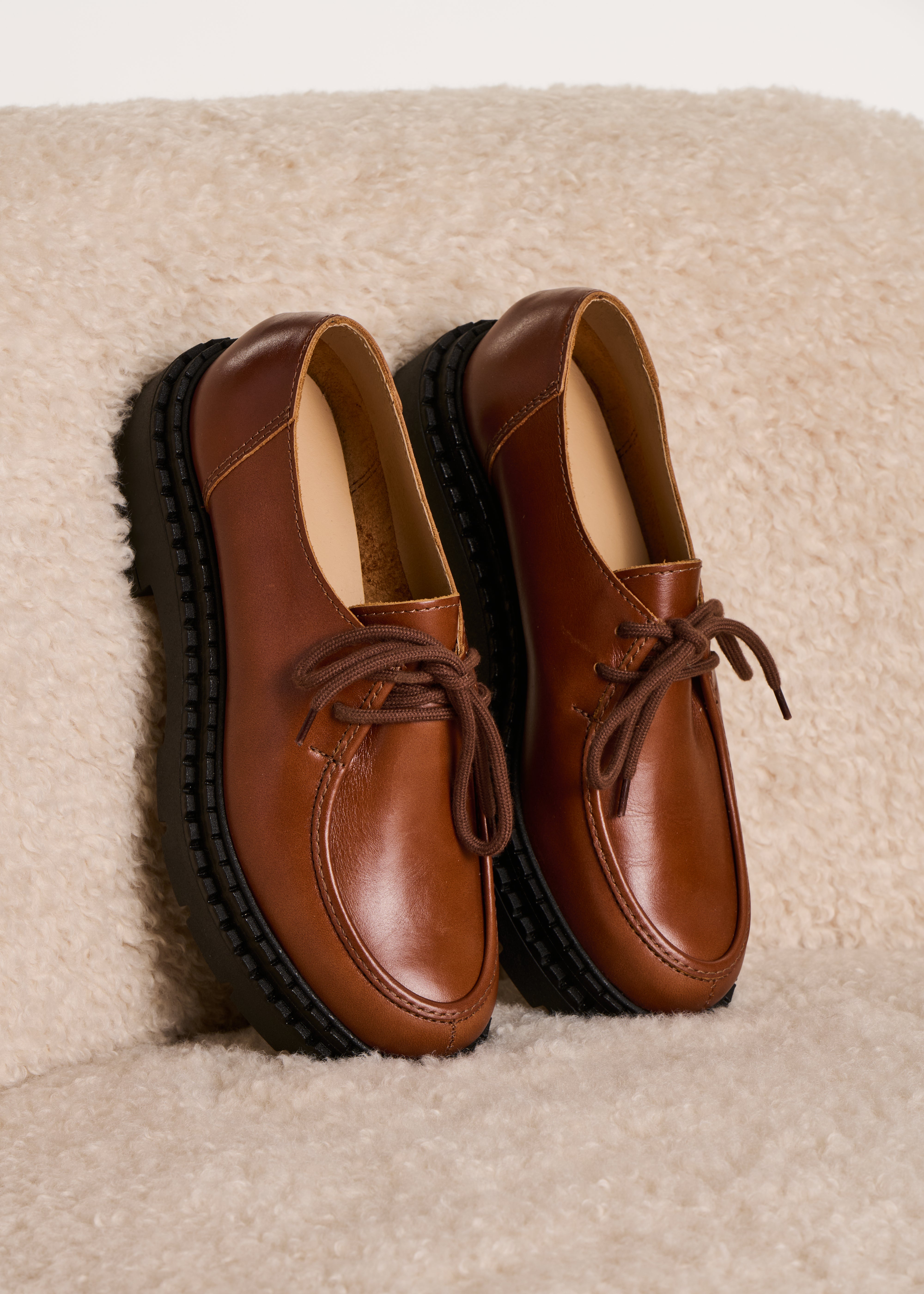 Braune Derby-Schuhe aus Leder