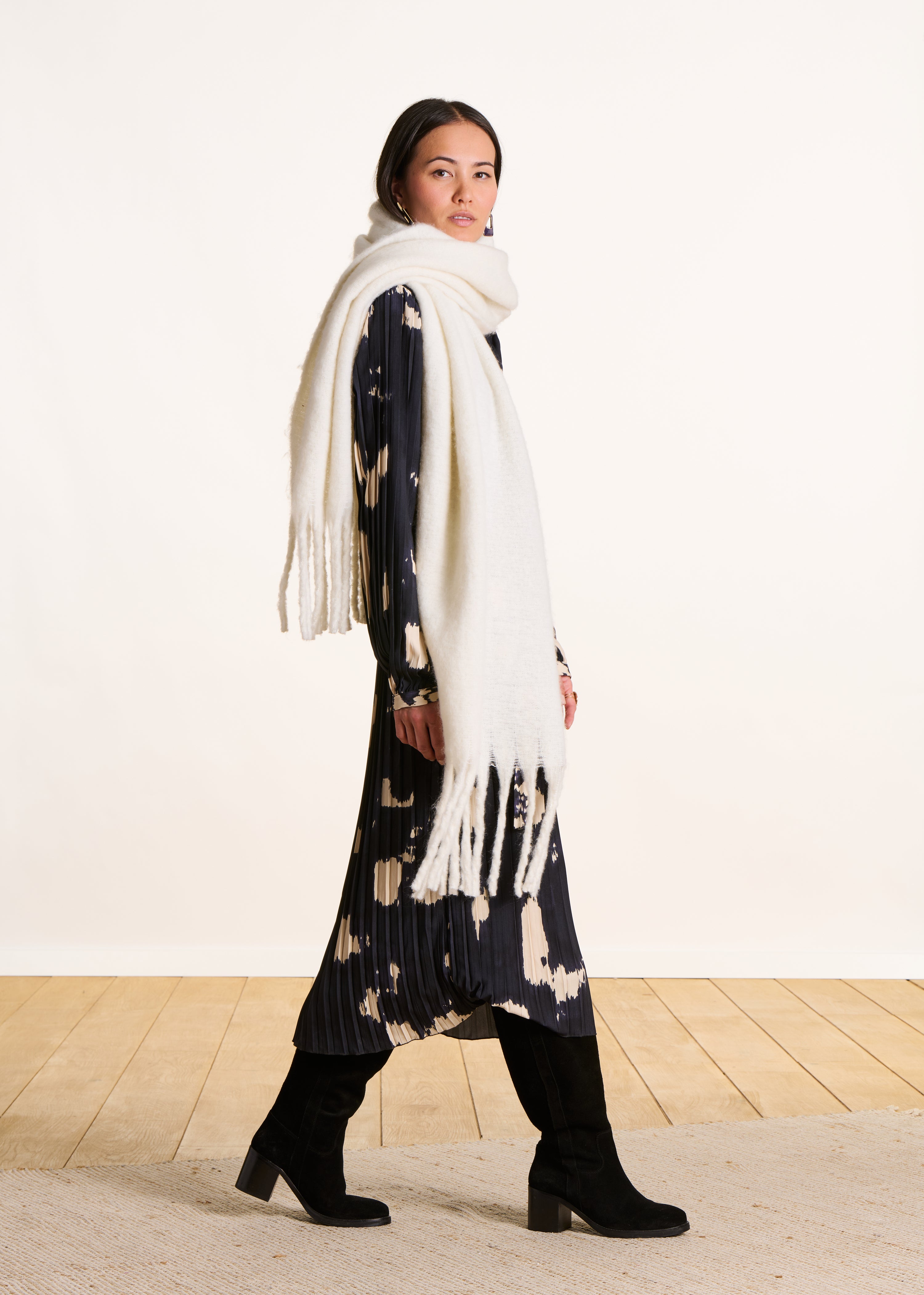 Étole unie écrue à franges