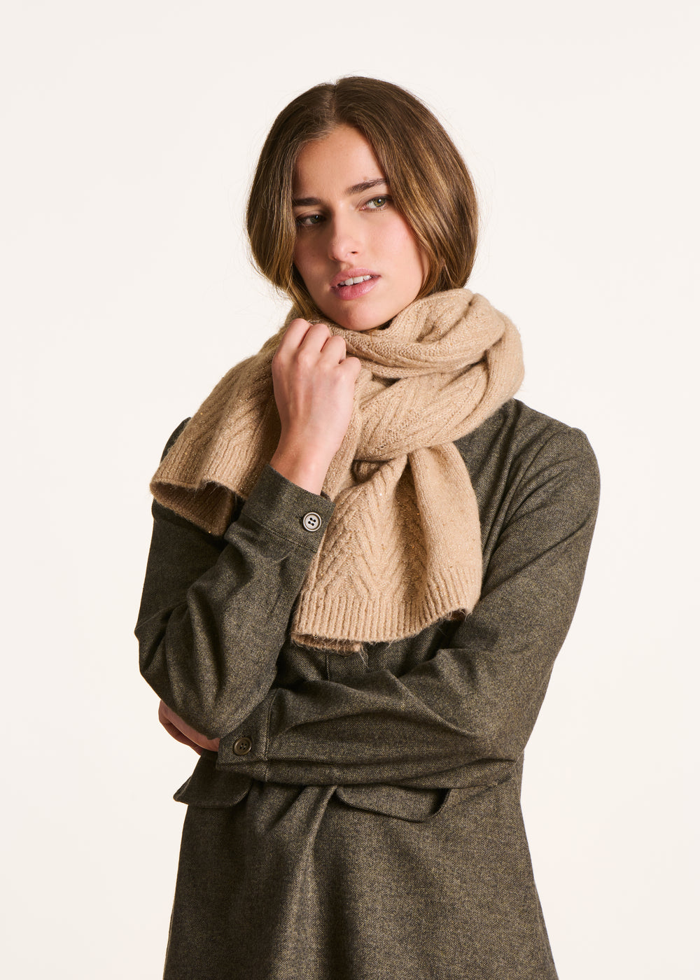 Écharpe Longue Tricotée Main En Fil Cachemire Mélangé - Noir, Unie, Pour Femme, Neuve Sans étiquette