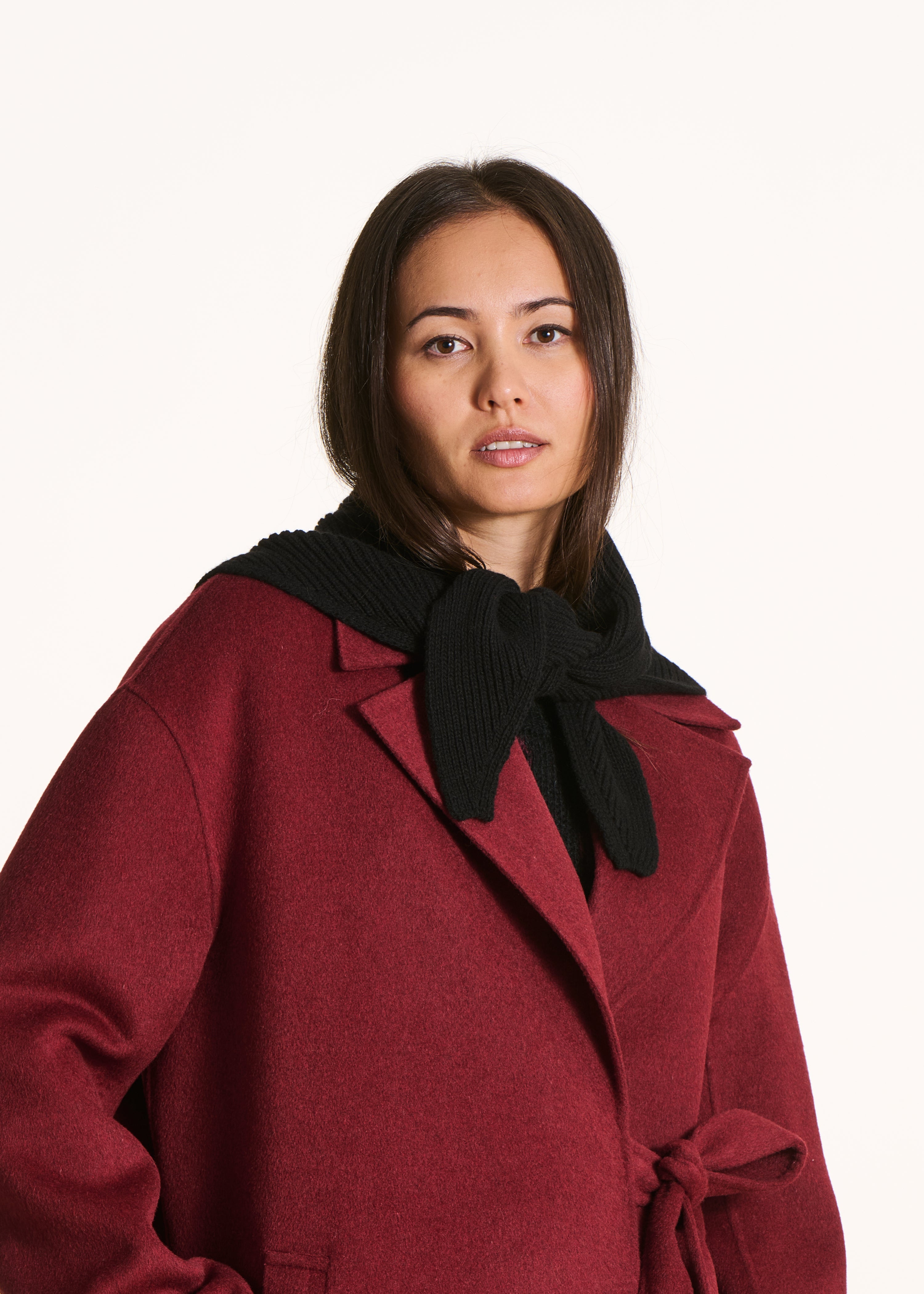 Écharpe triangle noire