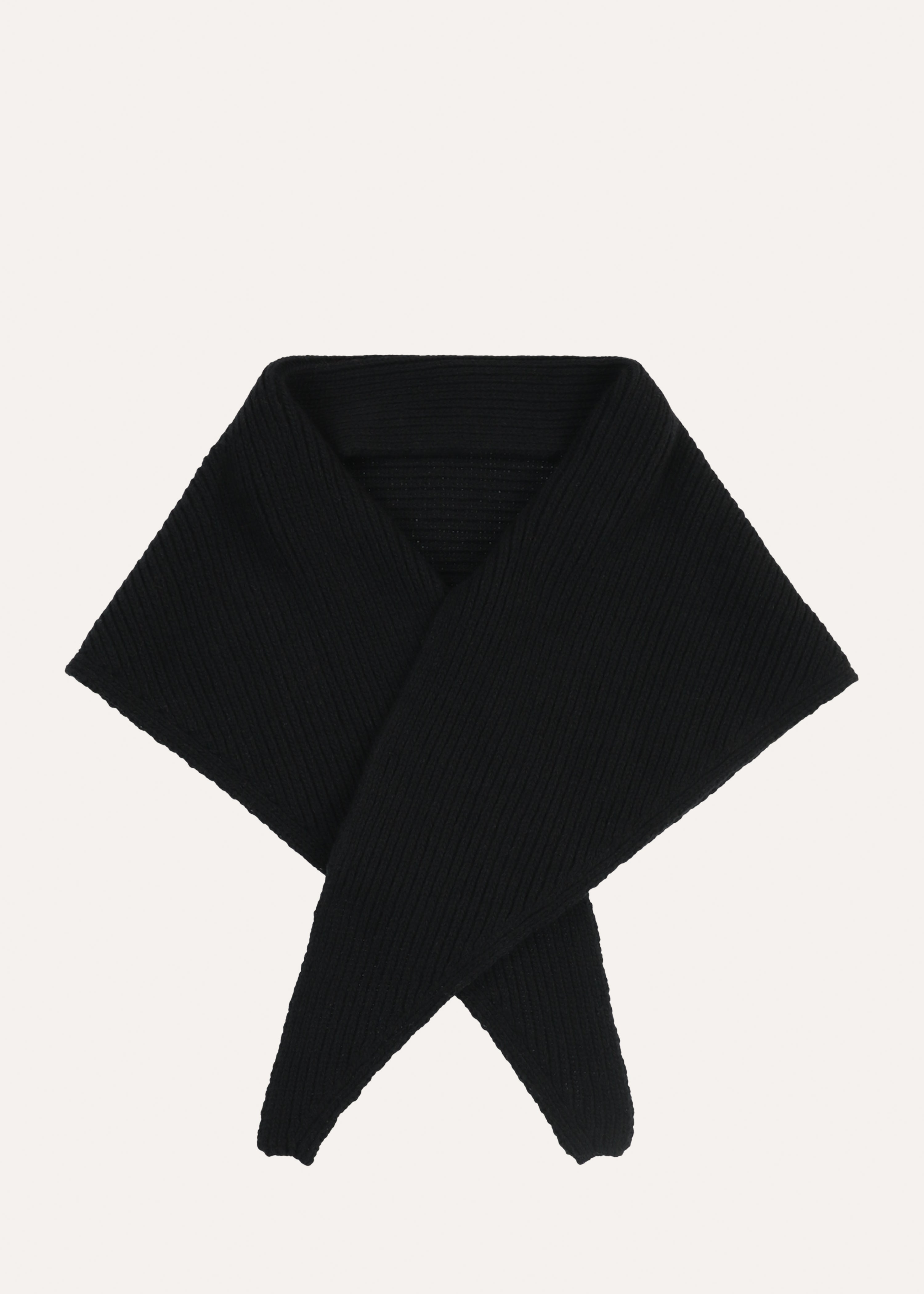 Black triangle scarf