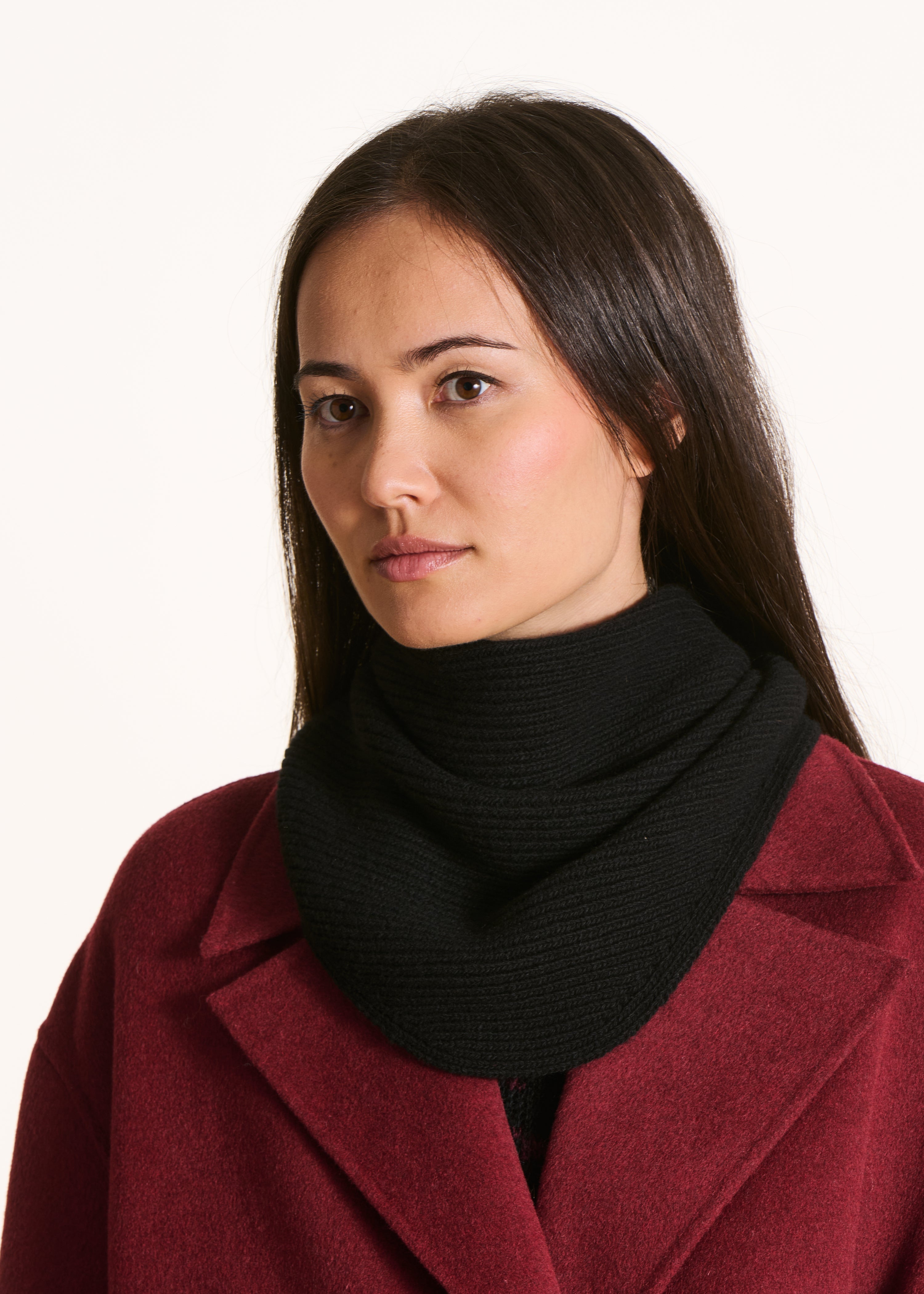 Black triangle scarf