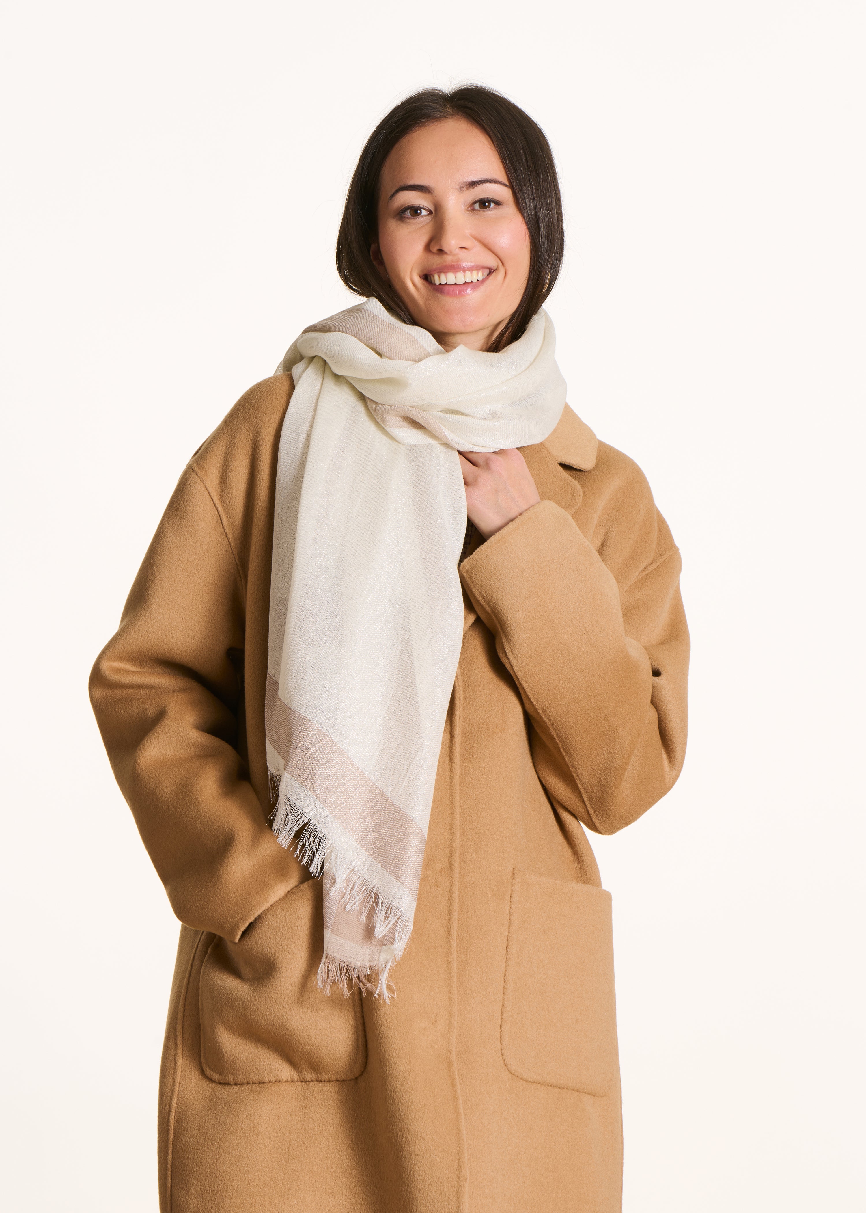 Foulard écru en laine et coton irisé