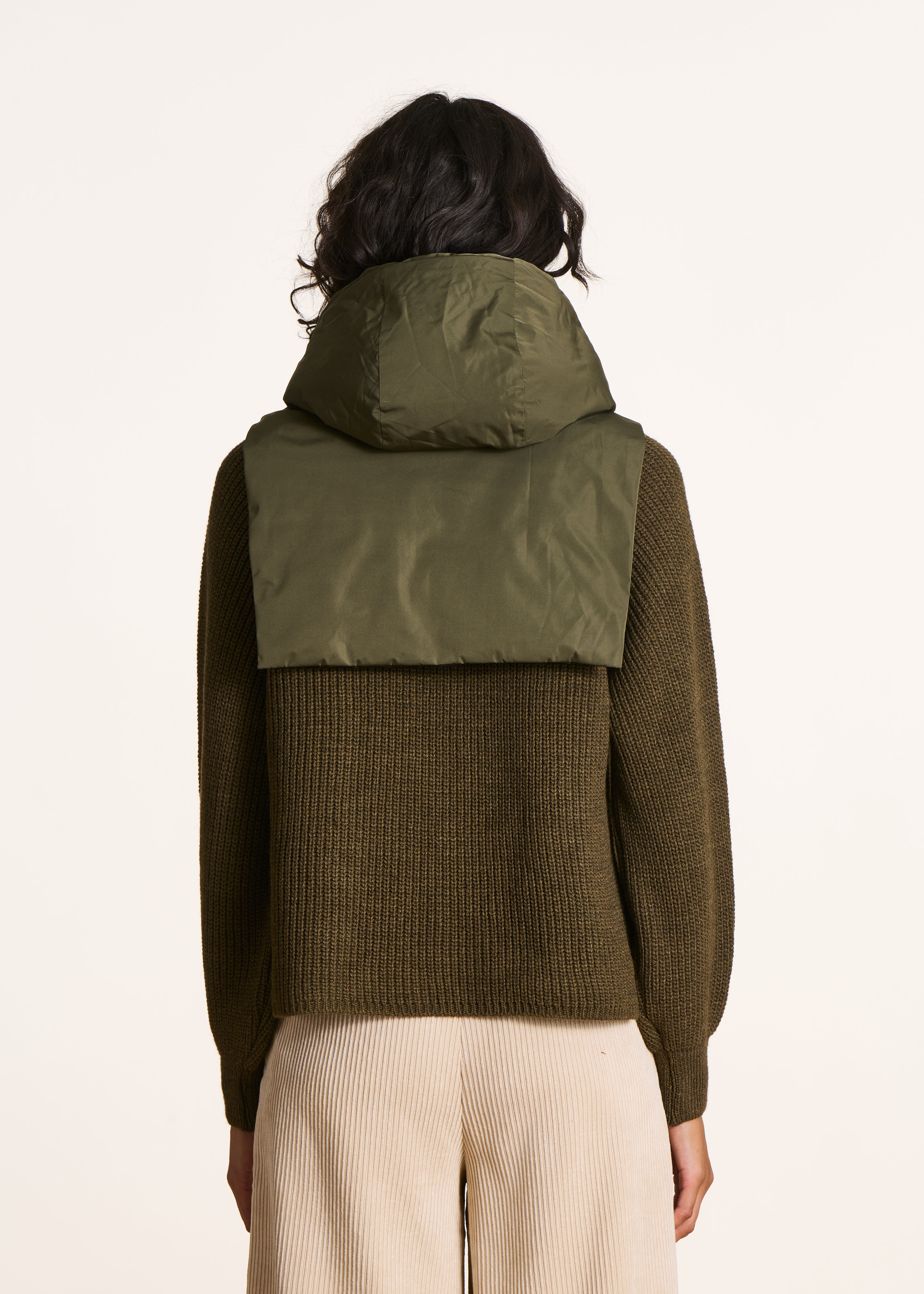 Wende-Kapuze schwarz und khaki