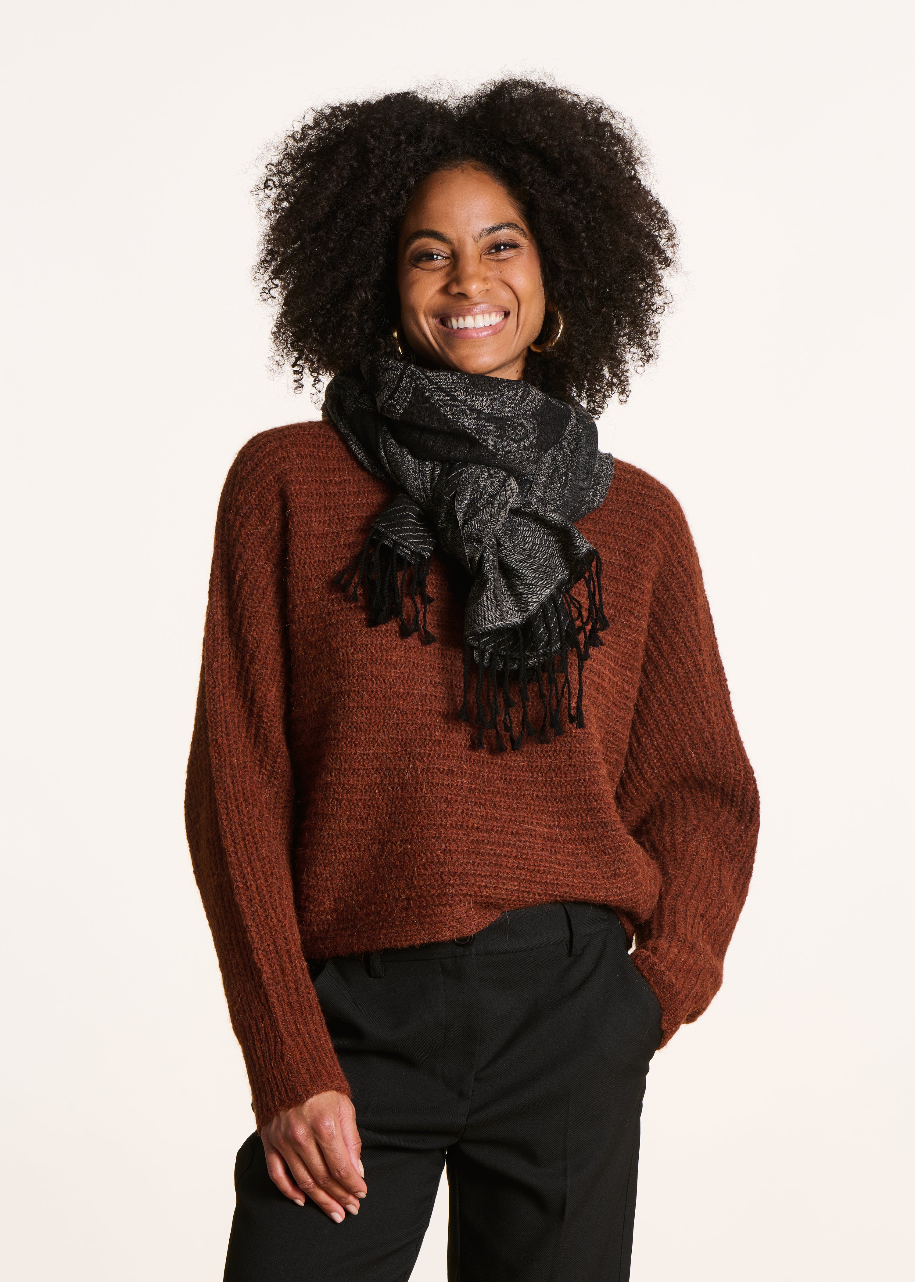 Écharpe noire à motif tissé en coton et laine