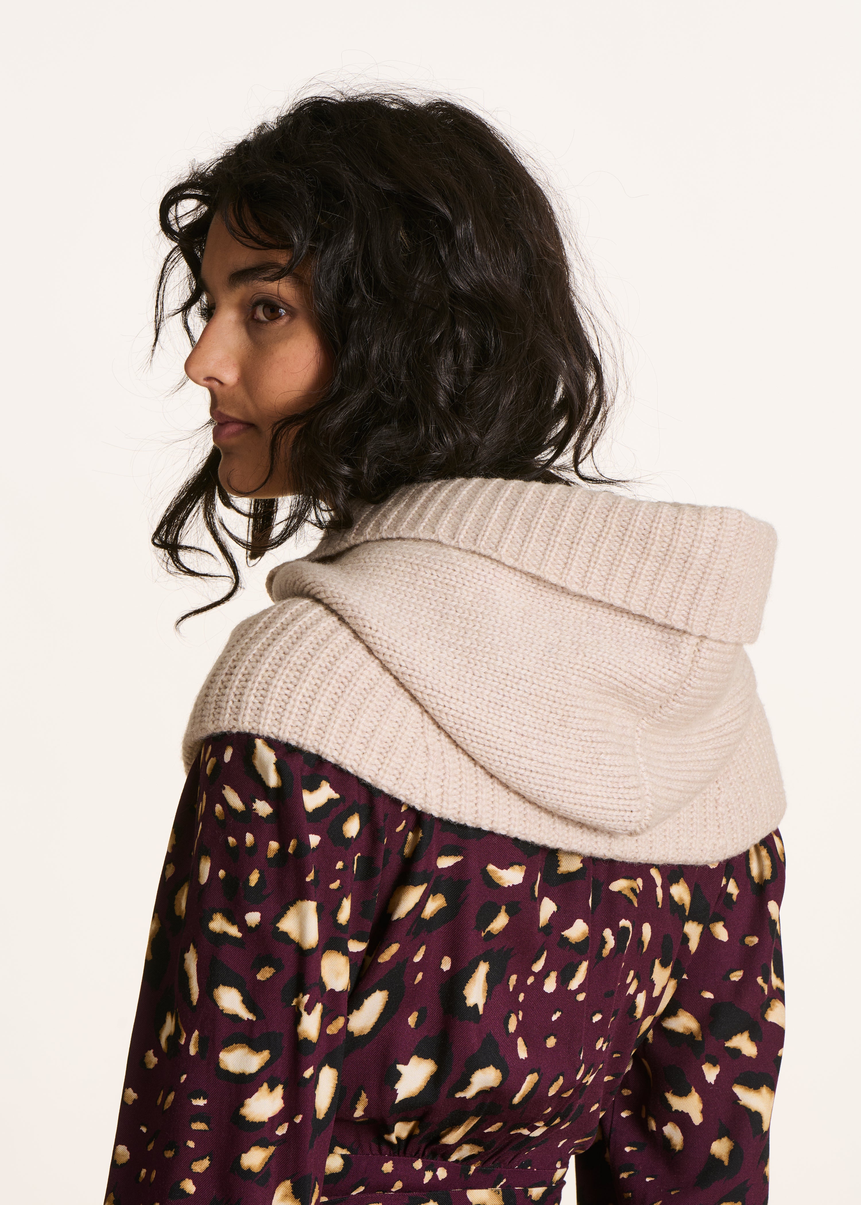 Capuche tricotée oversize beige