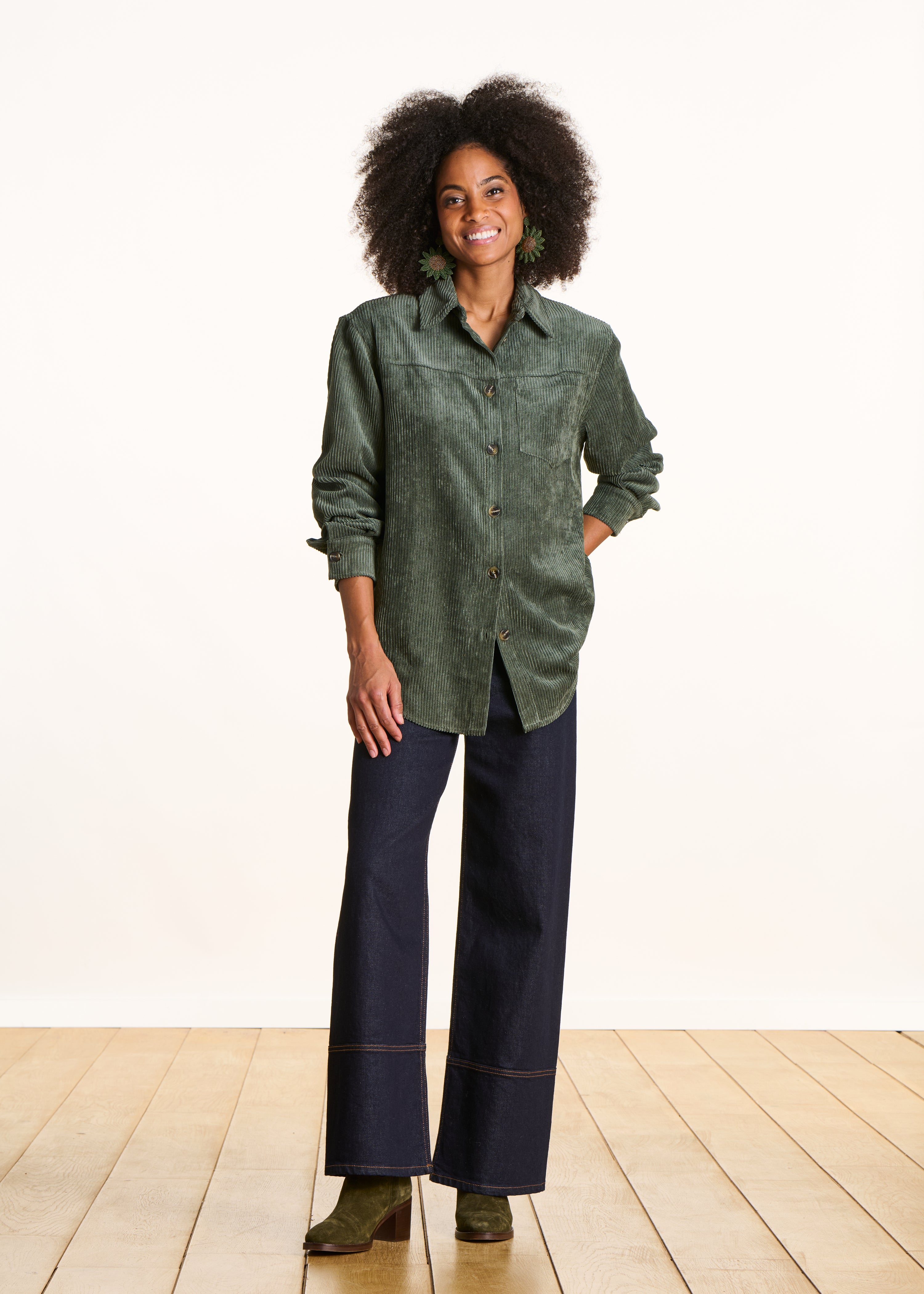 Chemise kaki en velours côtelé