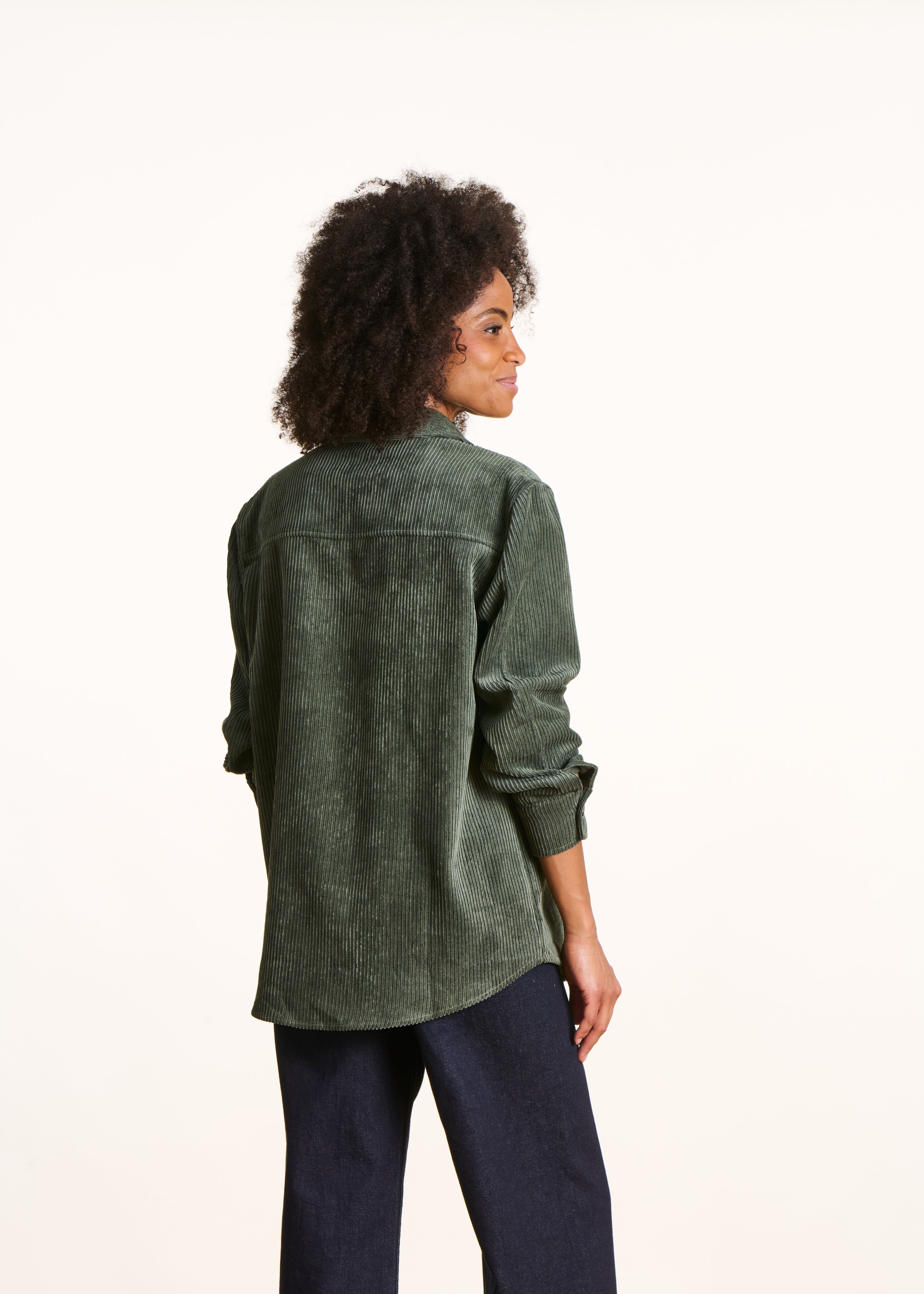 Chemise kaki en velours côtelé