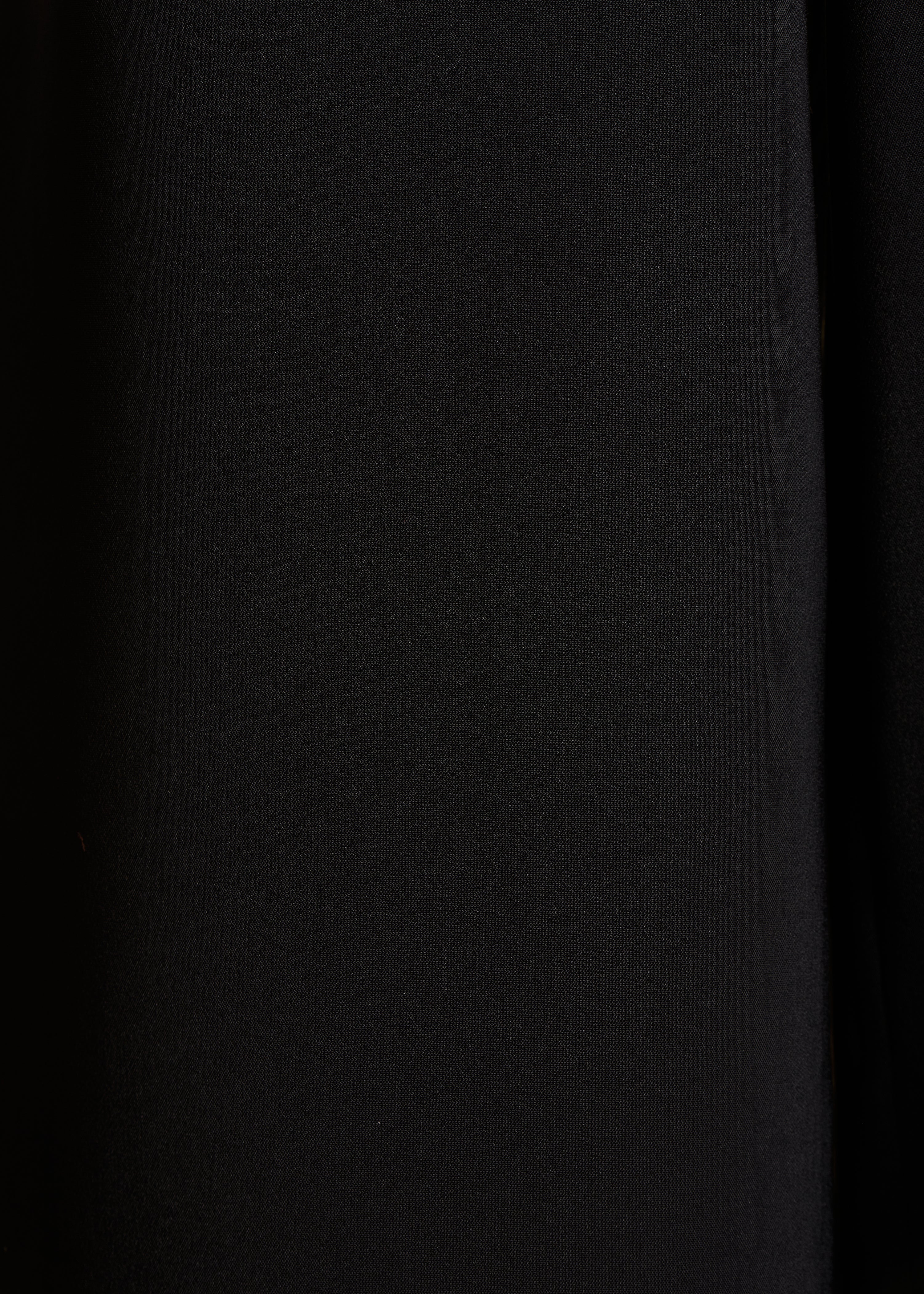 Black shirt collar jumpsuit