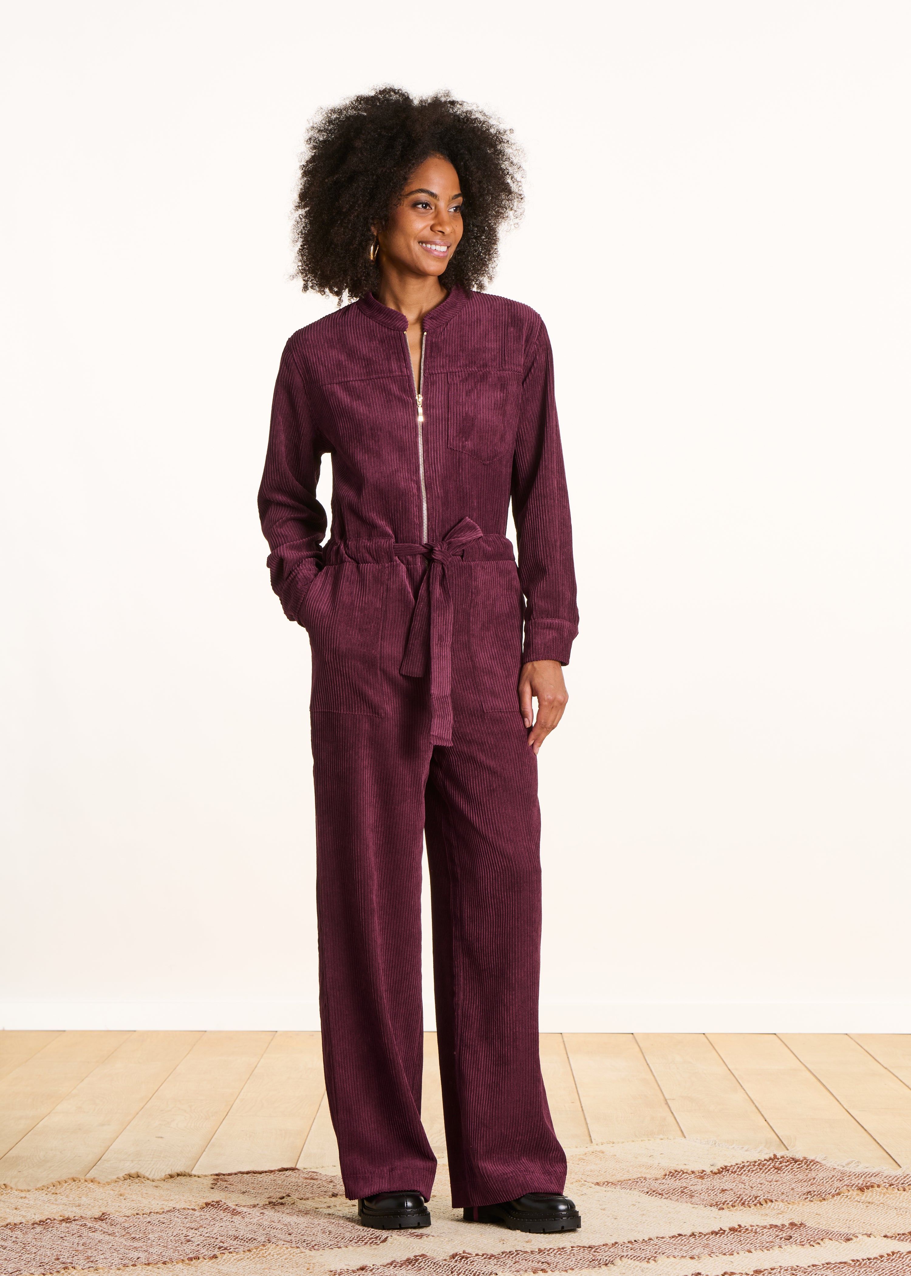 Combinaison pantalon en velours côtelé bordeaux