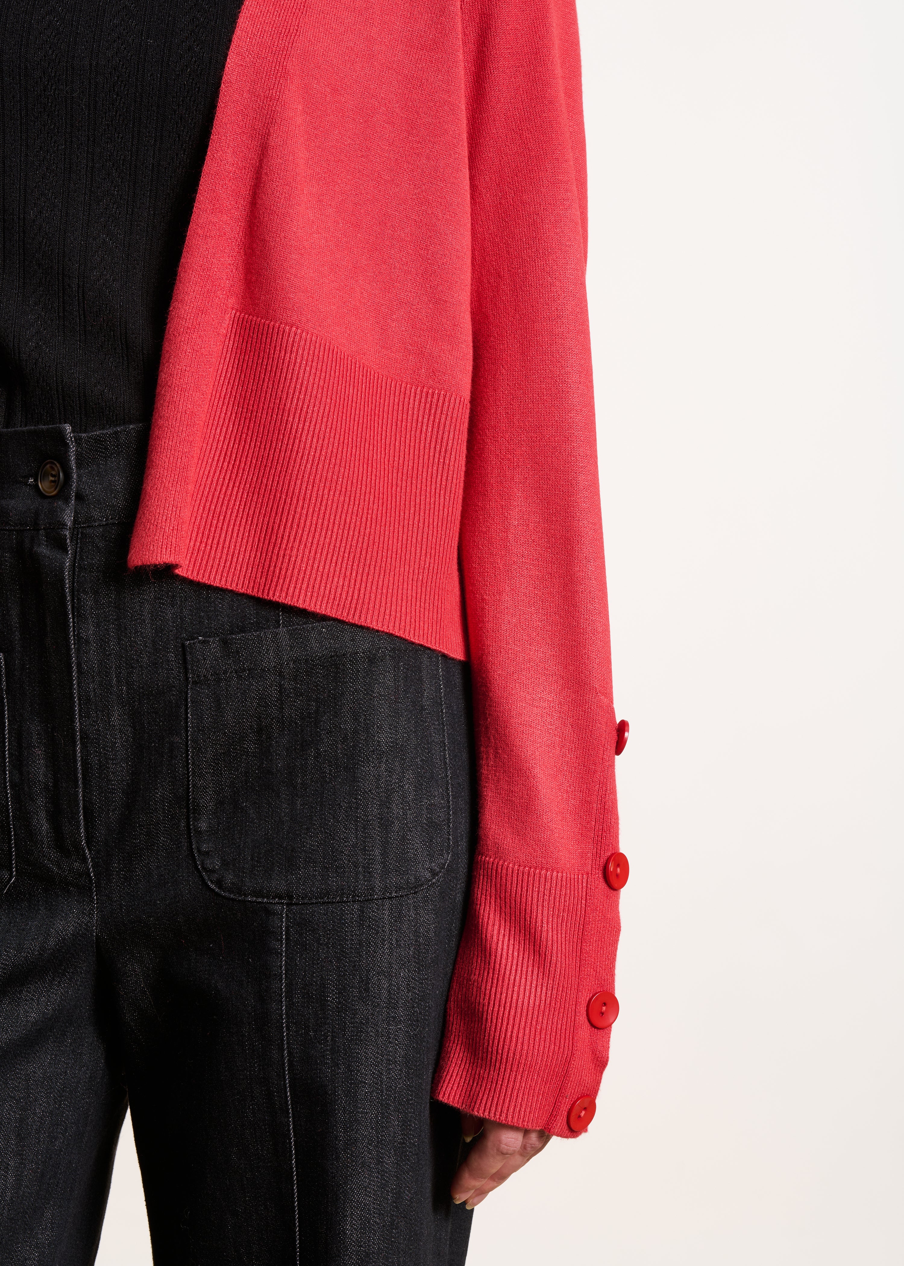 Gilet corto aperto in maglia fine rossa