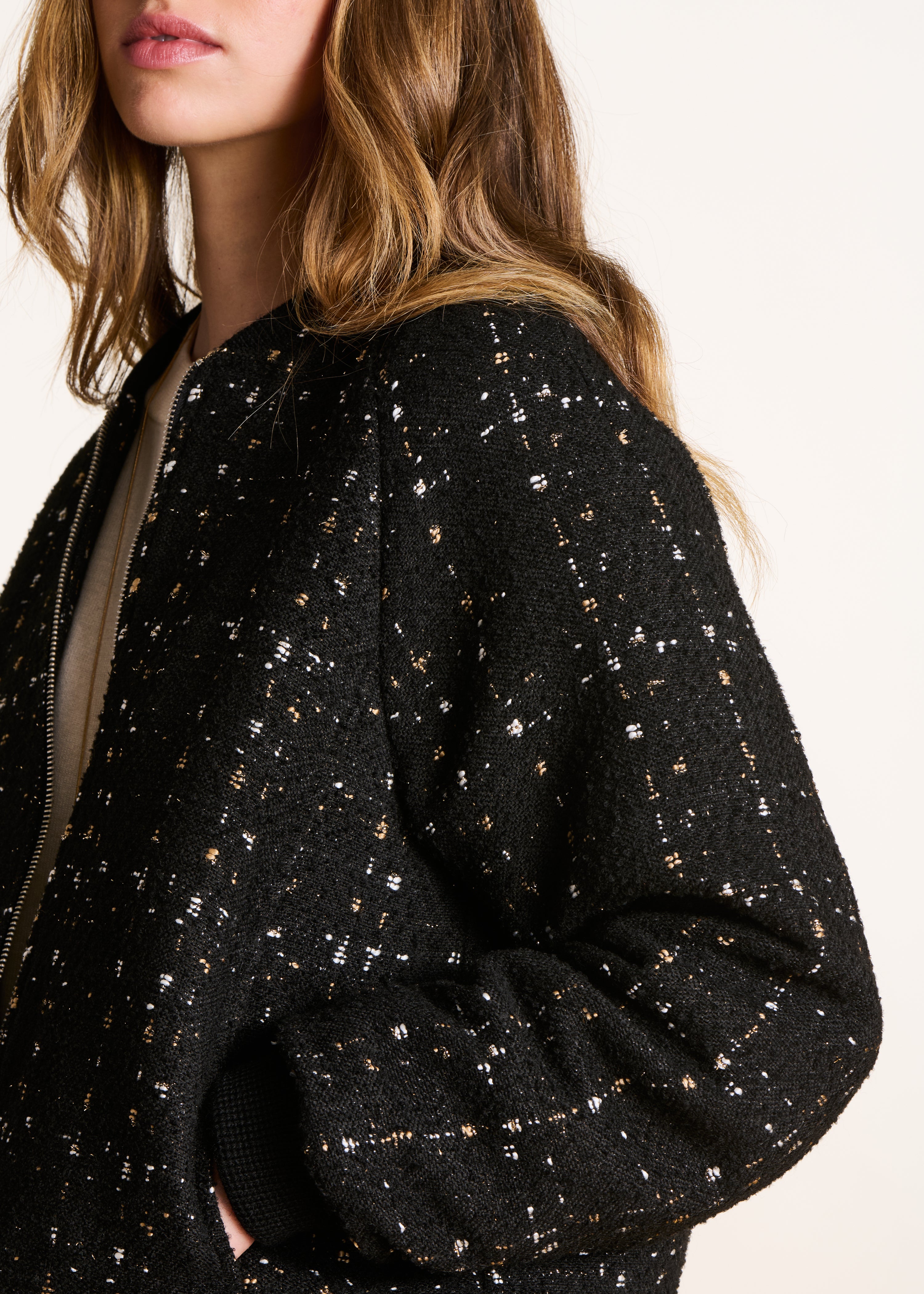 Bomberjacke aus fantasievollem schwarzem Tweed